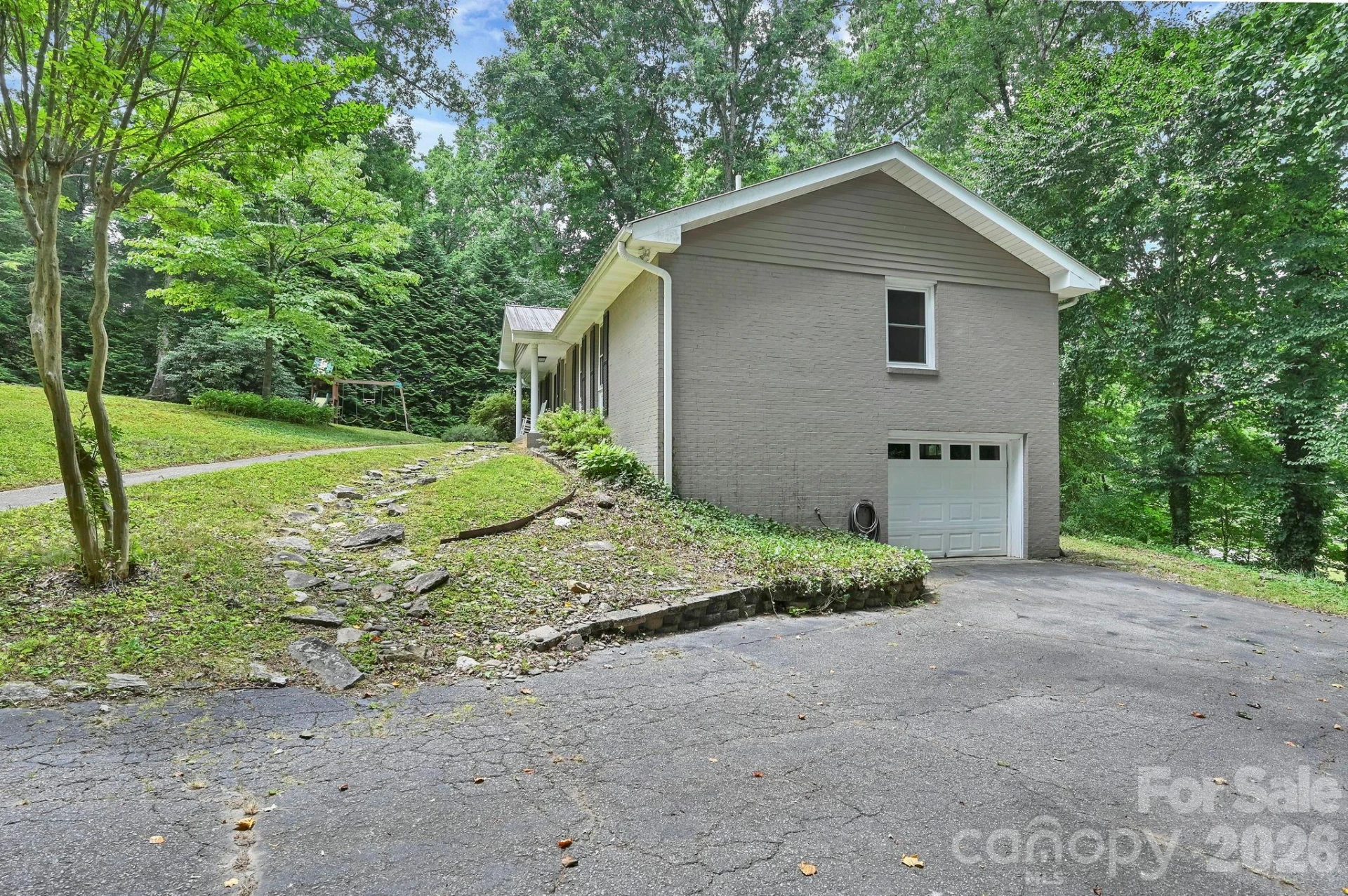 222 Timberlane Drive - Photo 3