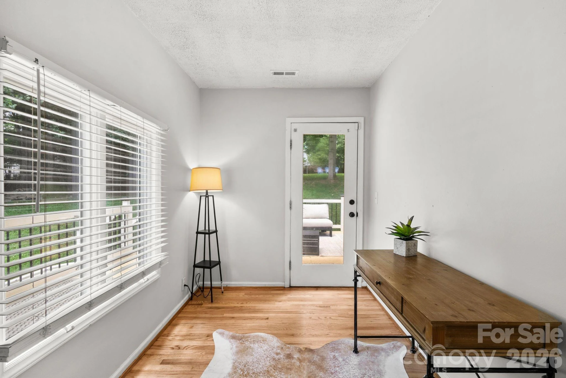 239 Windsor Forest Circle - Photo 10