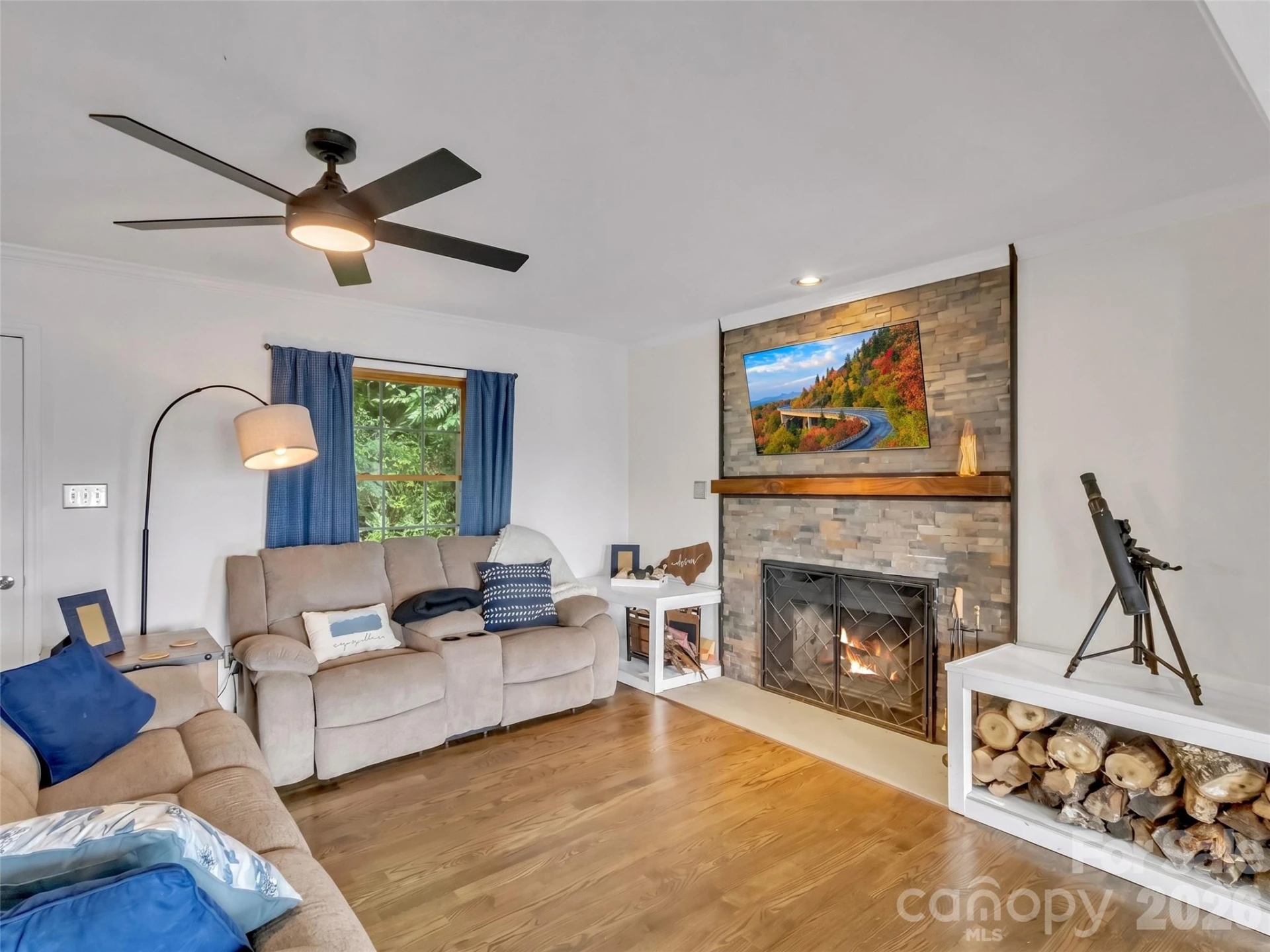 1231 Grandeur Heights - Photo 7