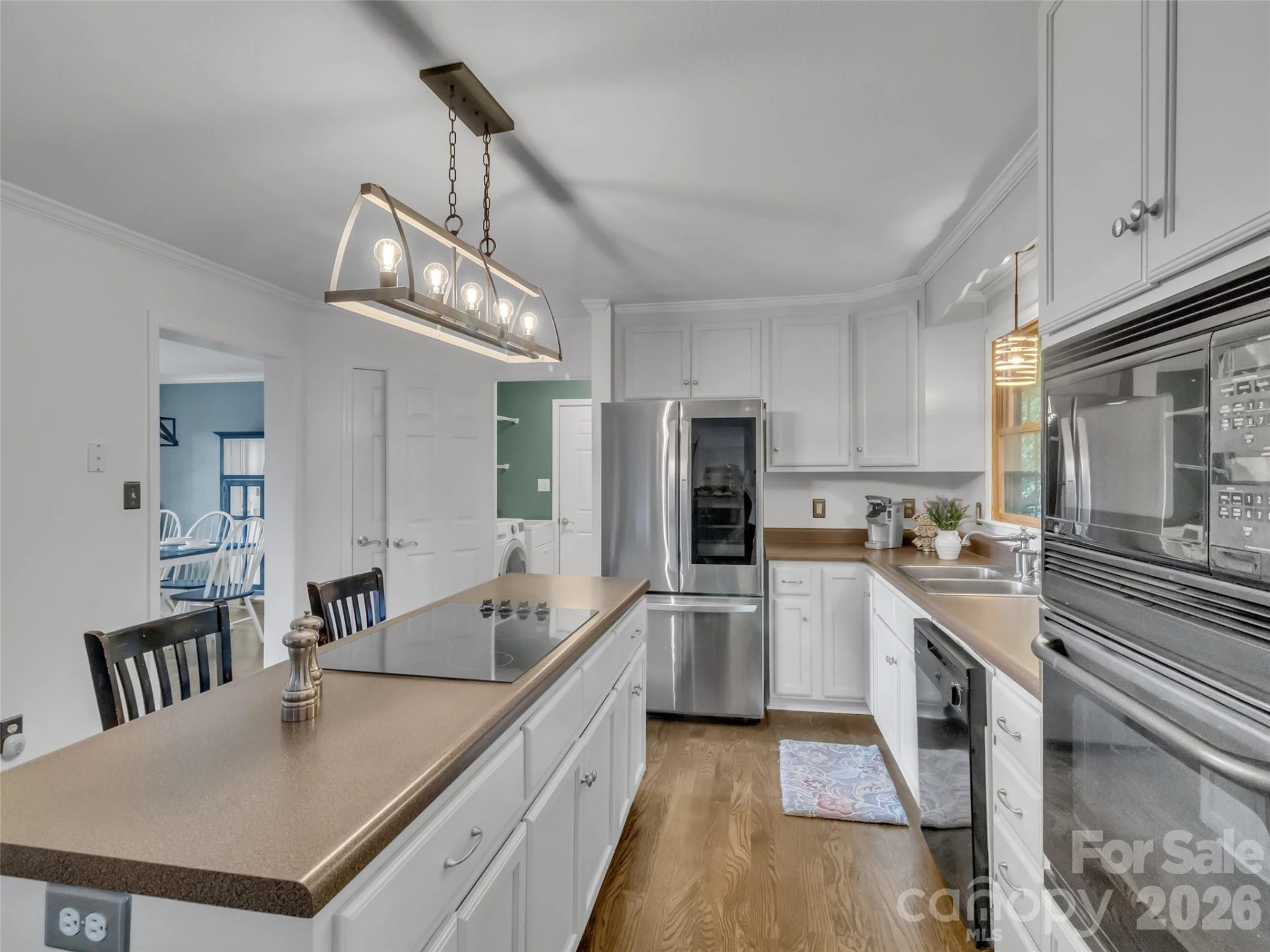 1231 Grandeur Heights - Photo 10