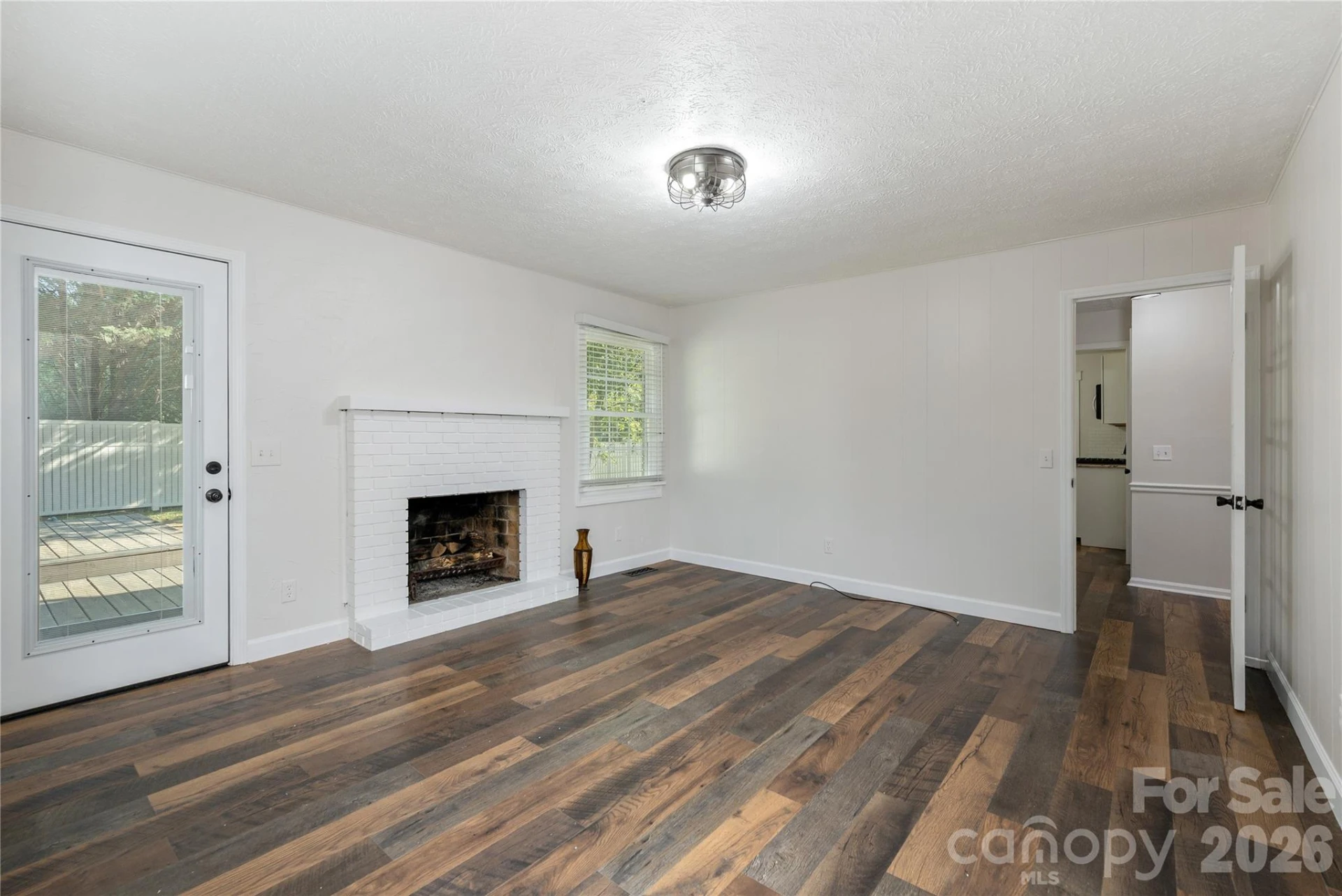 1376 Glenheath Drive - Photo 8
