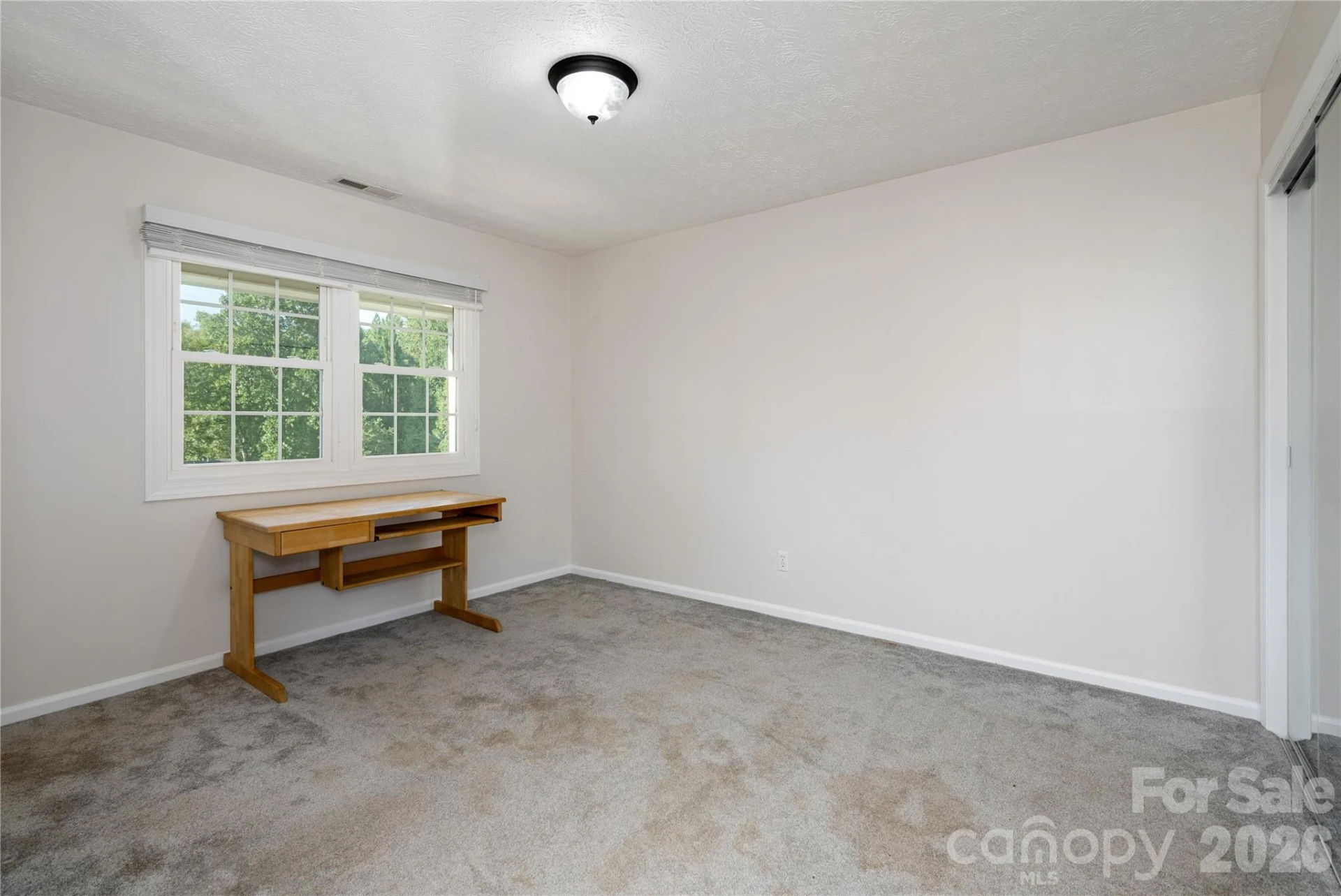 1376 Glenheath Drive - Photo 10