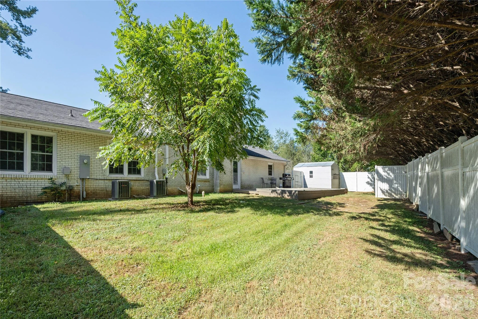 1376 Glenheath Drive - Photo 16