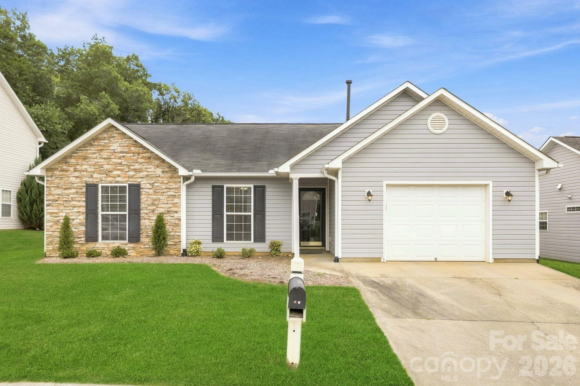 99 Yadkin Road - Photo 2