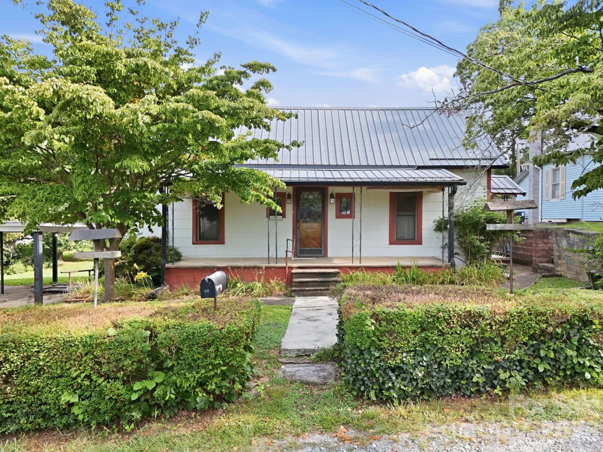 209 Virginia Avenue - Photo 2