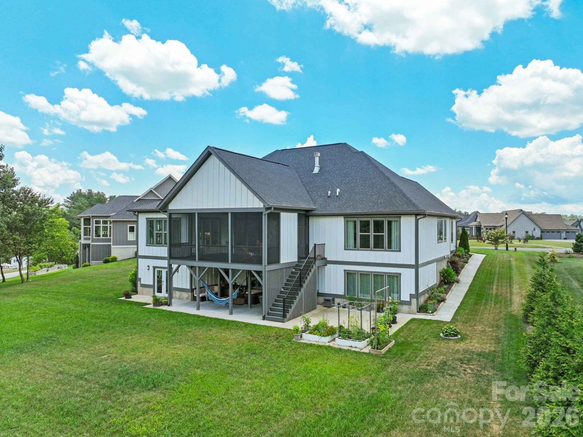 549 Daniel Circle Drive - Photo 4