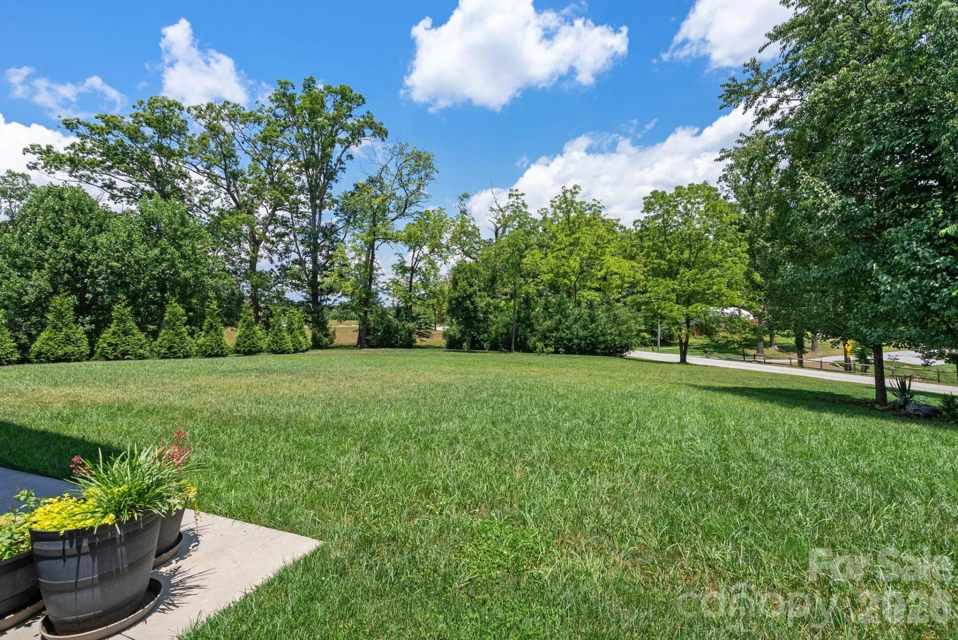 549 Daniel Circle Drive - Photo 32