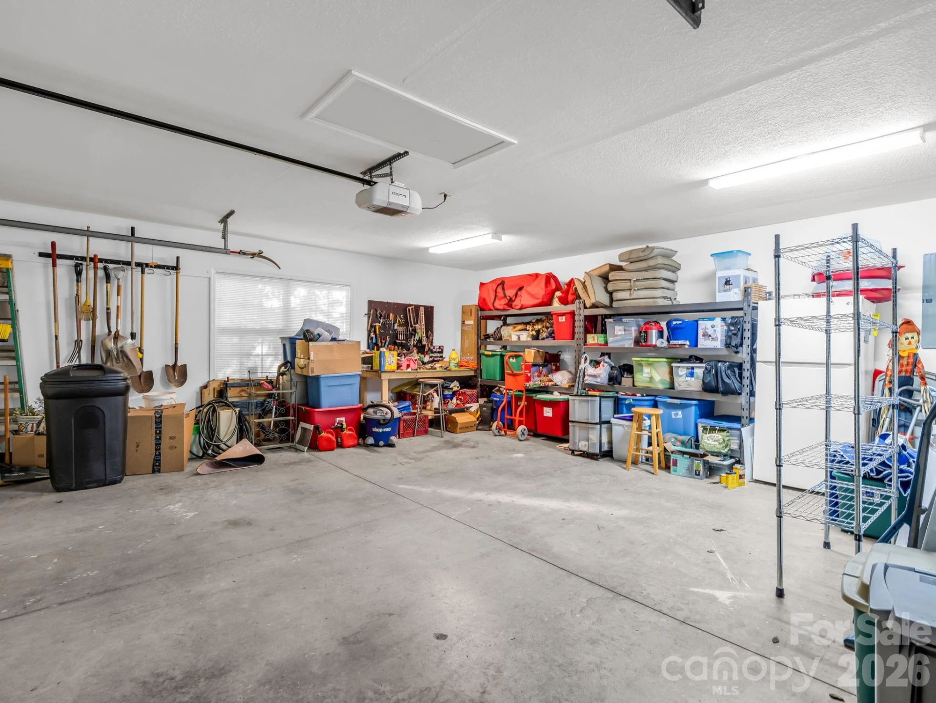 141 Dalton Court - Photo 35