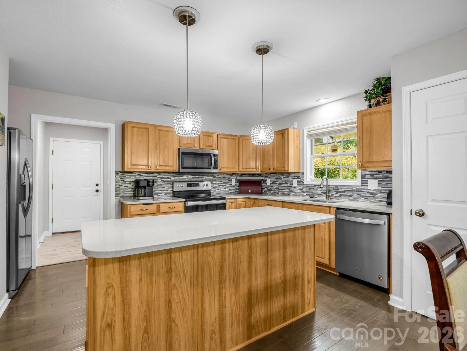 141 Dalton Court - Photo 8