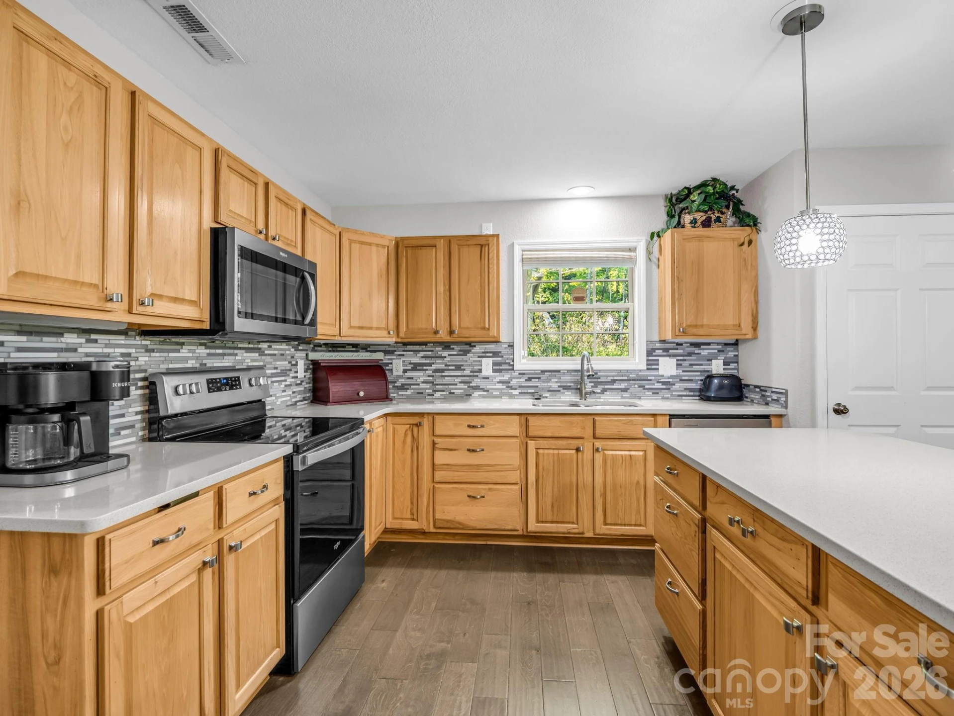 141 Dalton Court - Photo 10