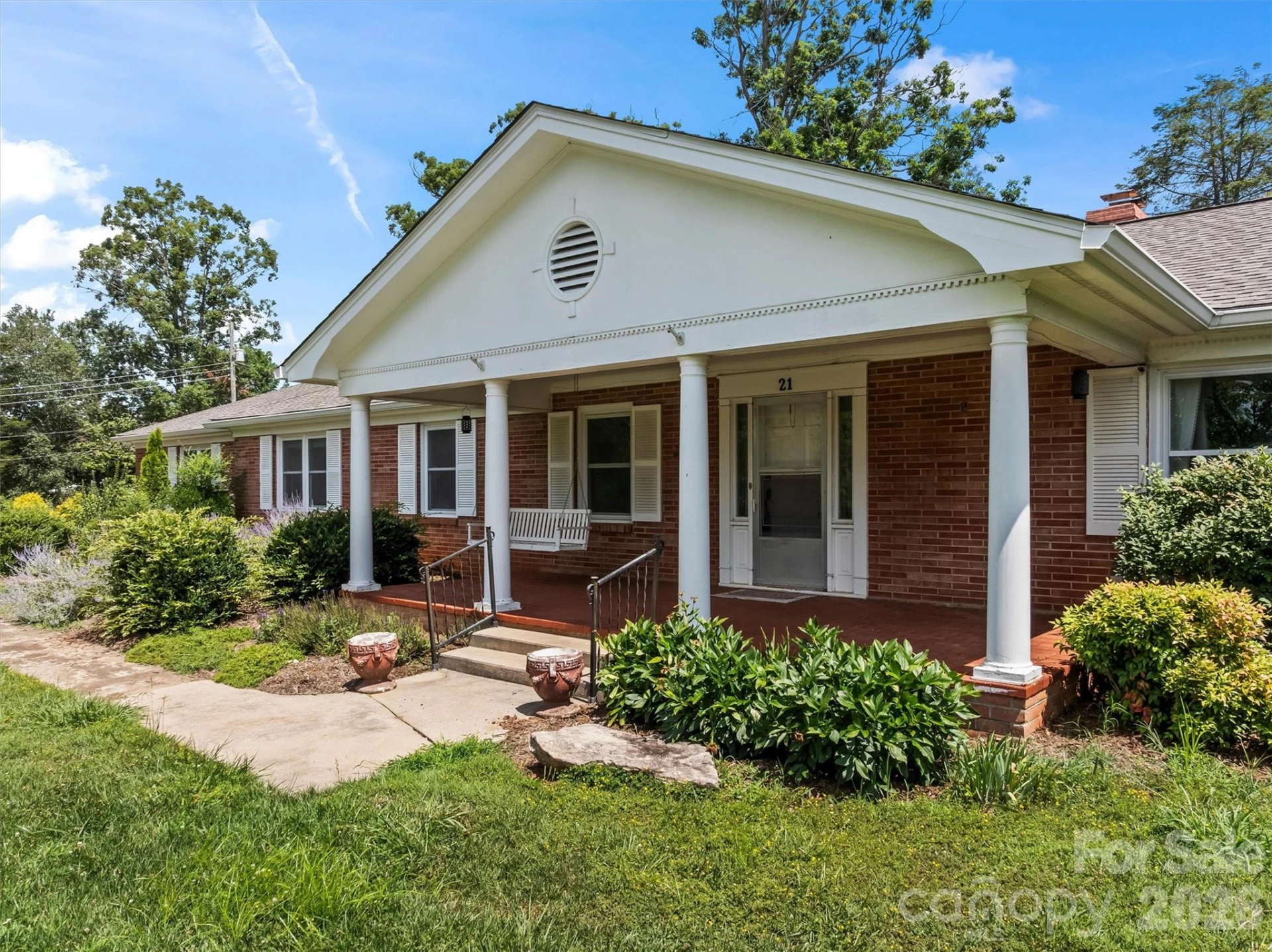 21 Hamburg Drive - Photo 2