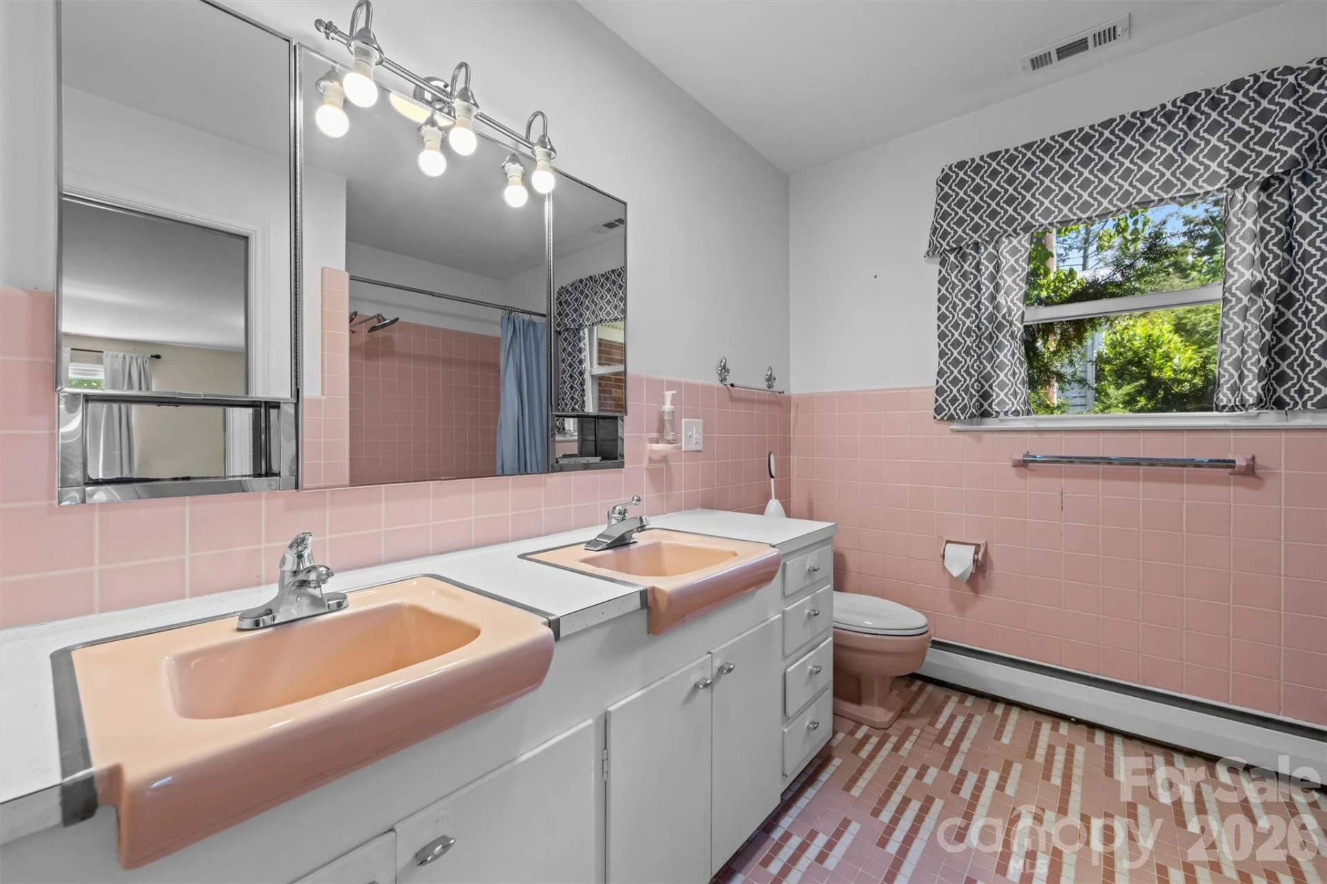 21 Hamburg Drive - Photo 19