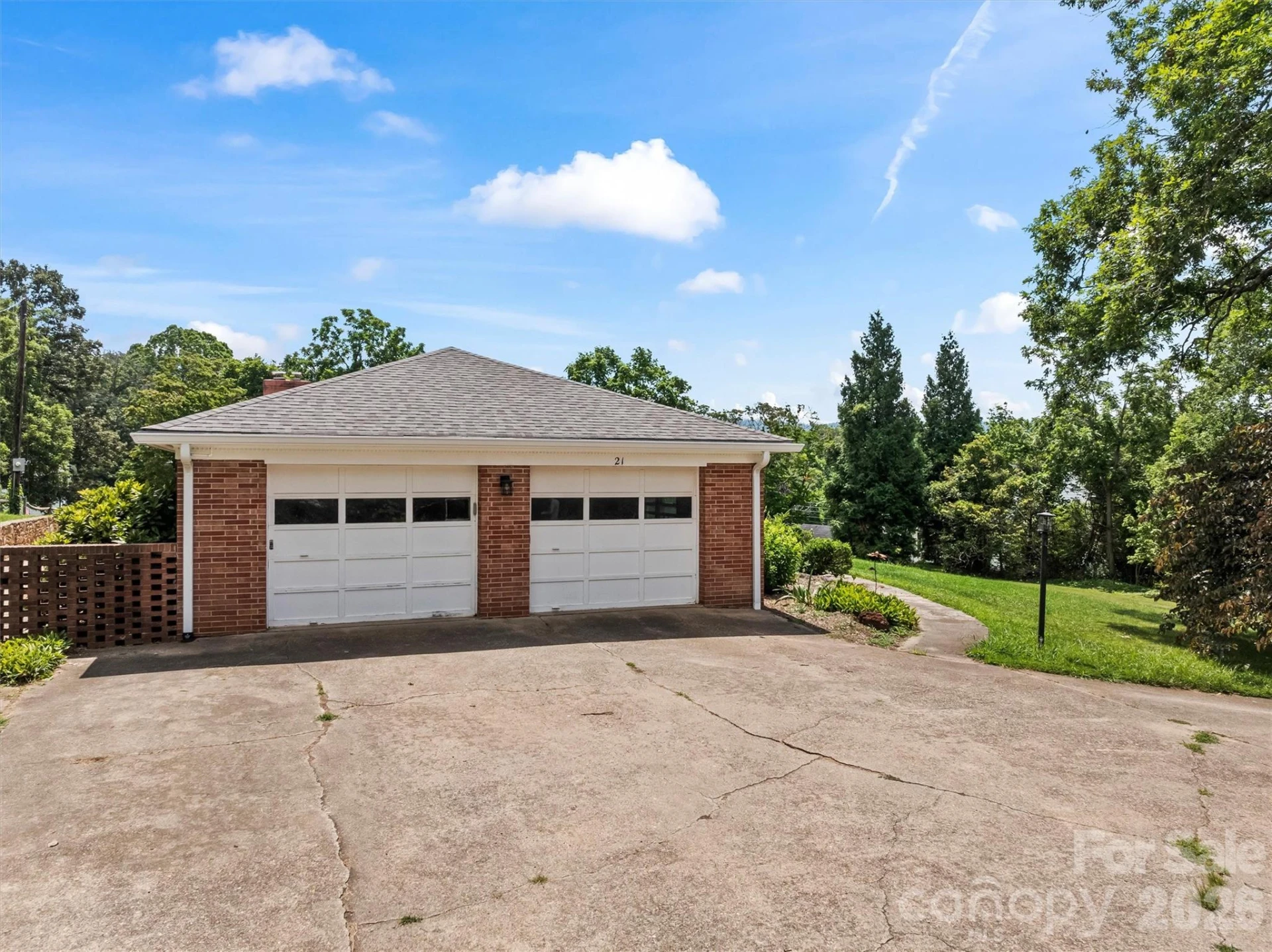 21 Hamburg Drive - Photo 36