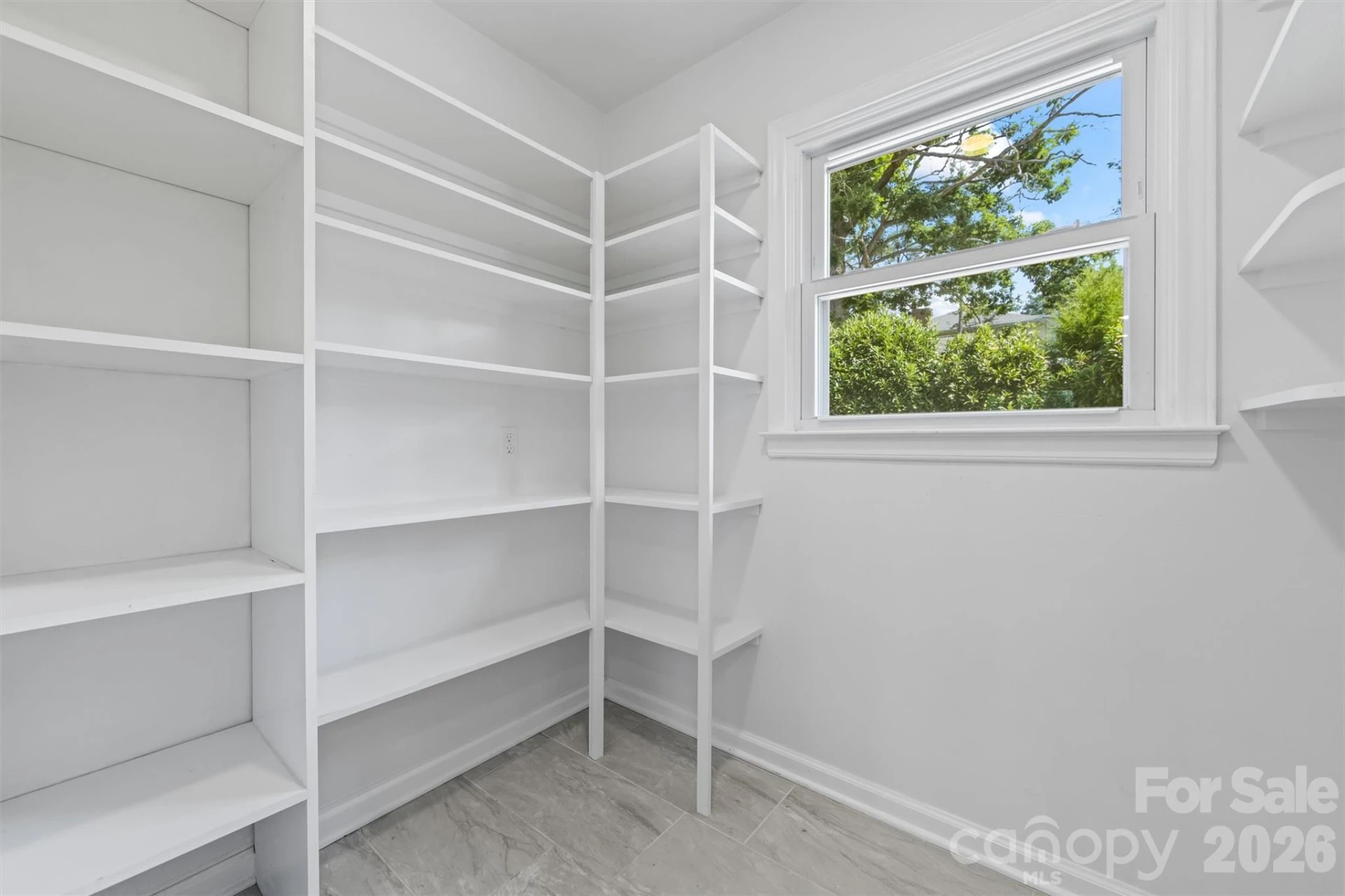 21 Hamburg Drive - Photo 38