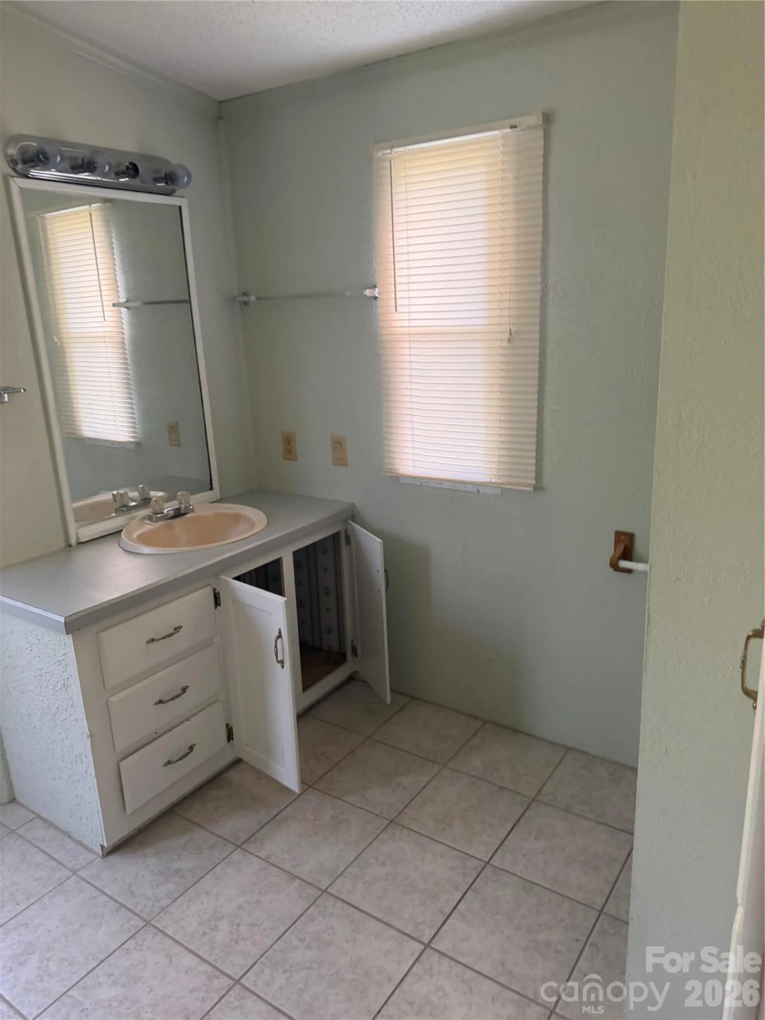 69 Woodmont Drive - Photo 8