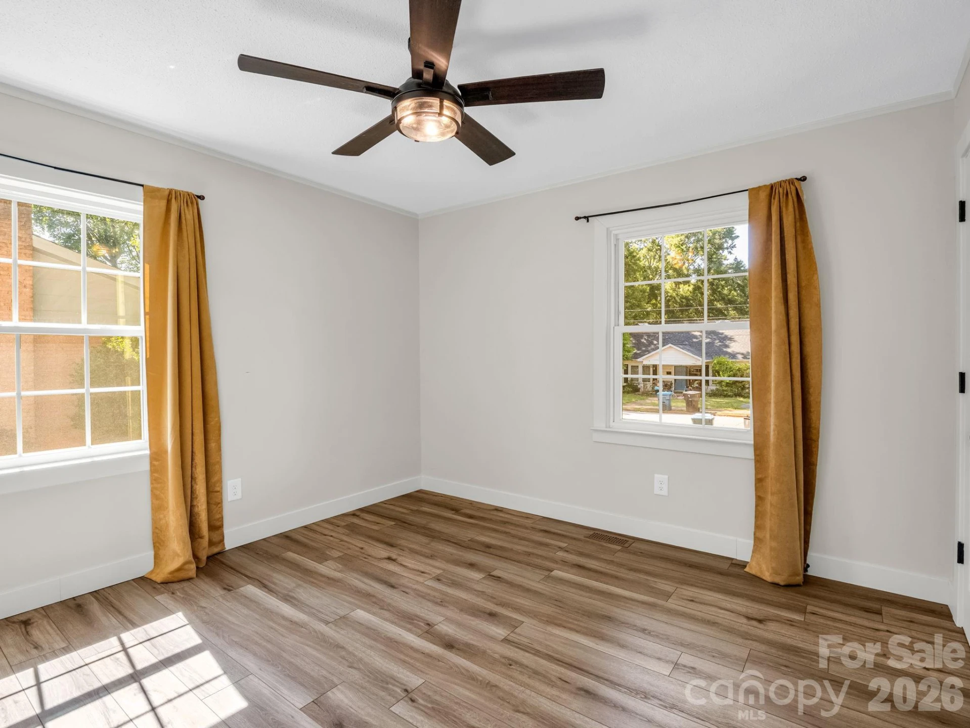 319 Arlington Street - Photo 30