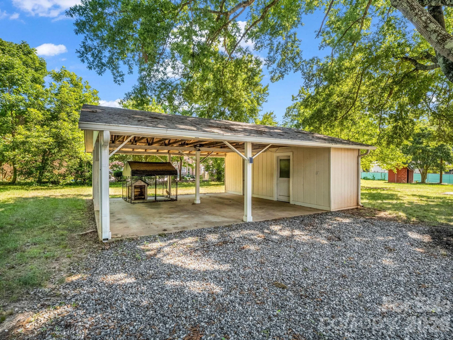 319 Arlington Street - Photo 36