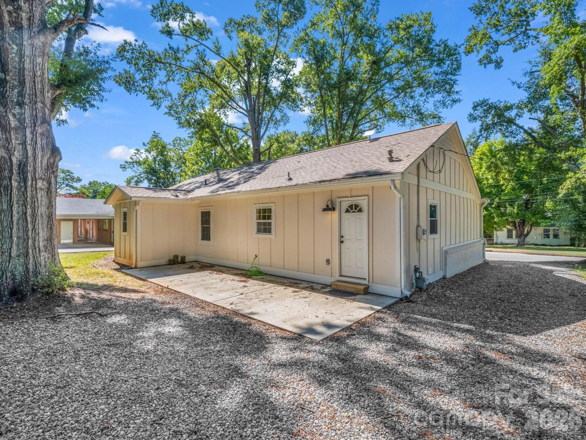319 Arlington Street - Photo 6