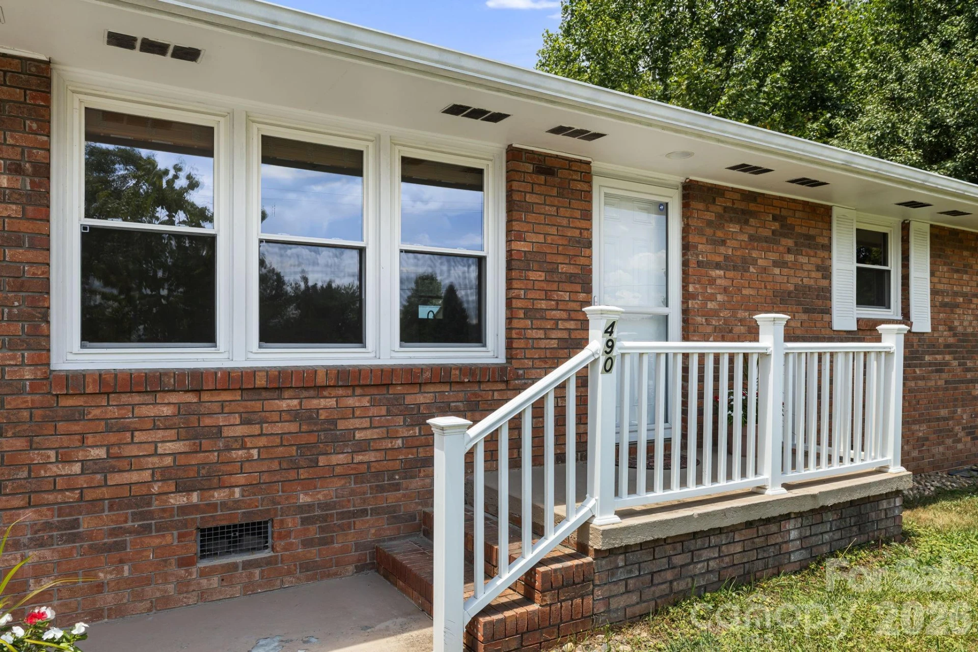 490 ecusta Road - Photo 4