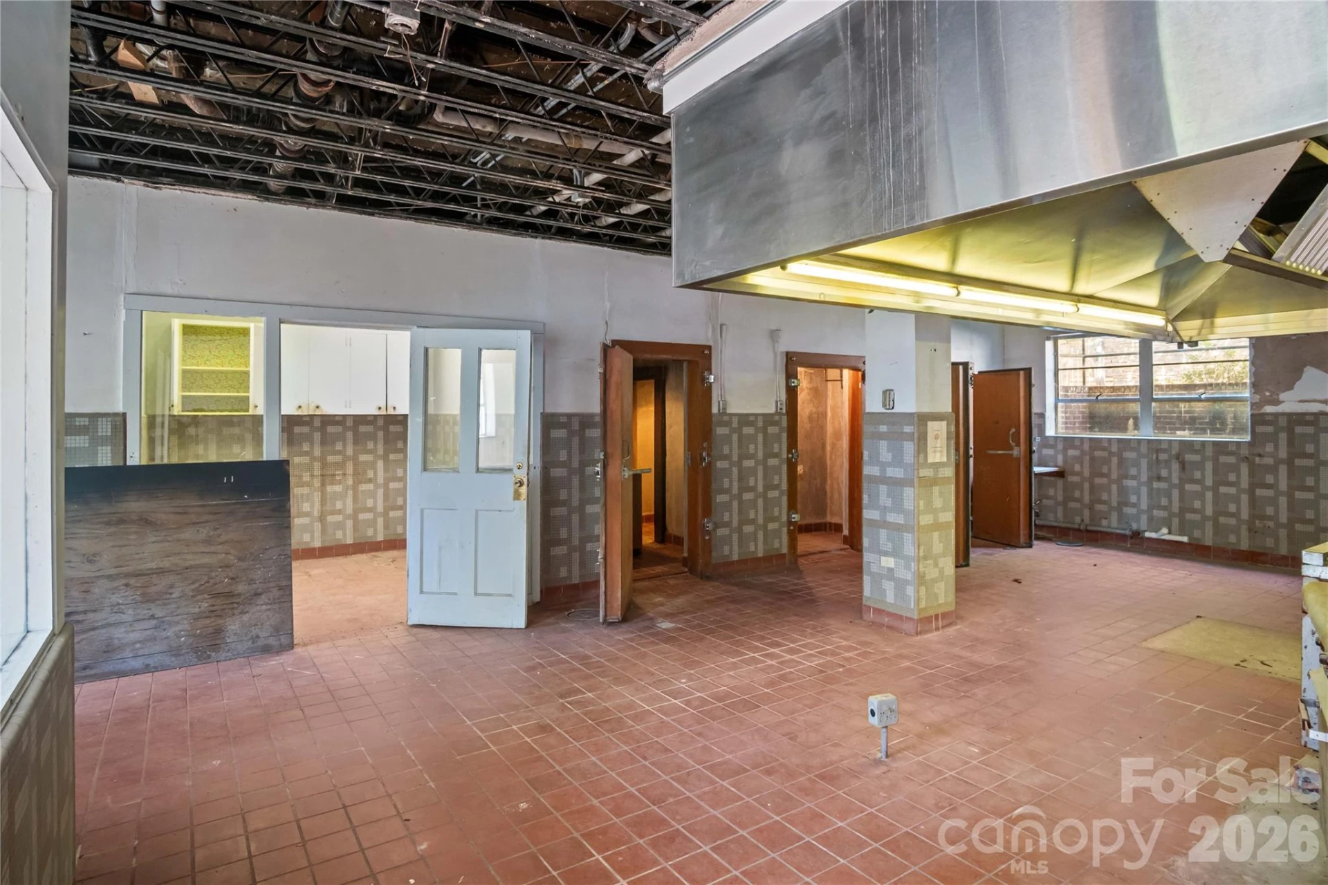 330 Carolina Drive - Photo 30