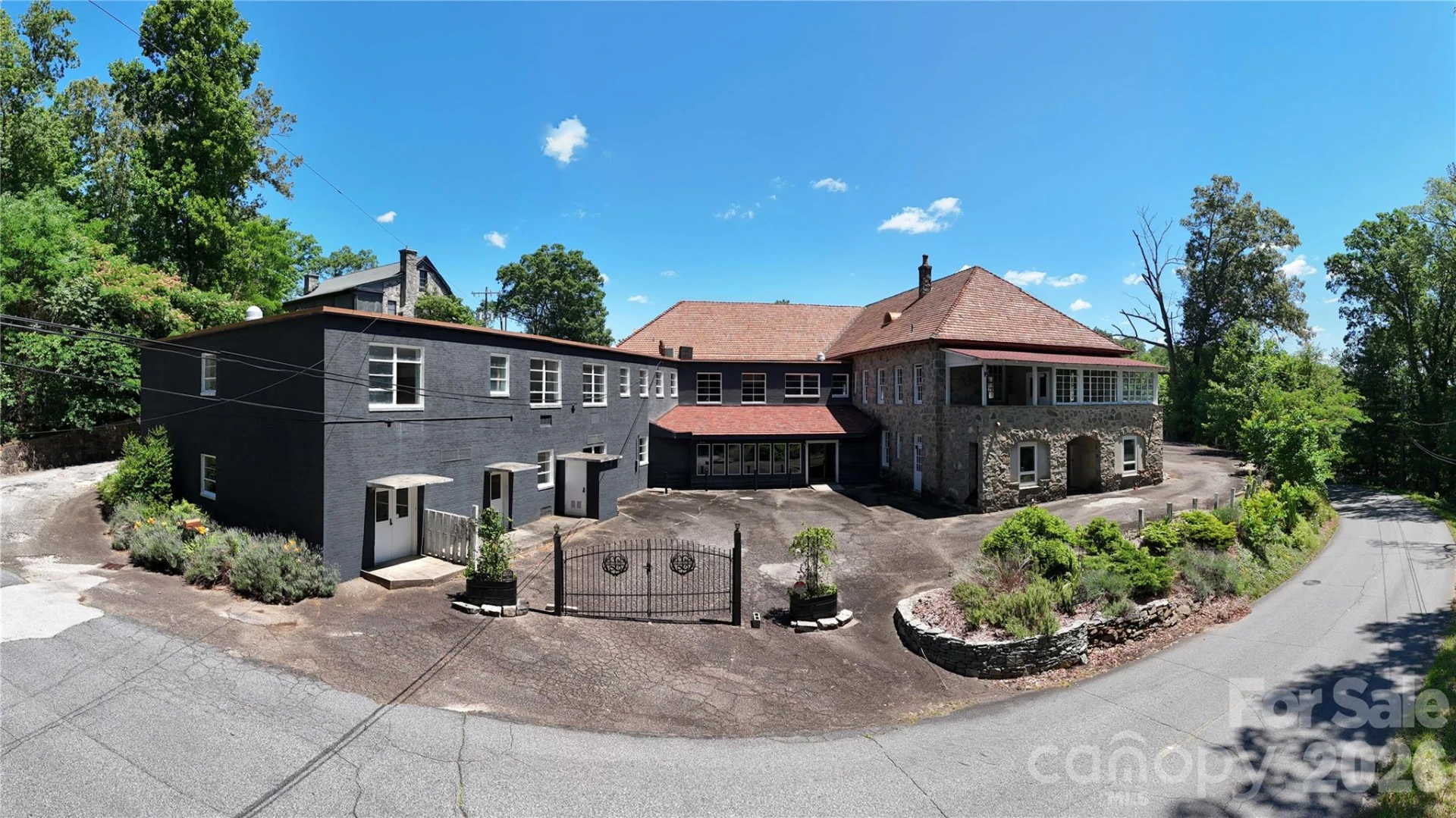 330 Carolina Drive - Photo 5
