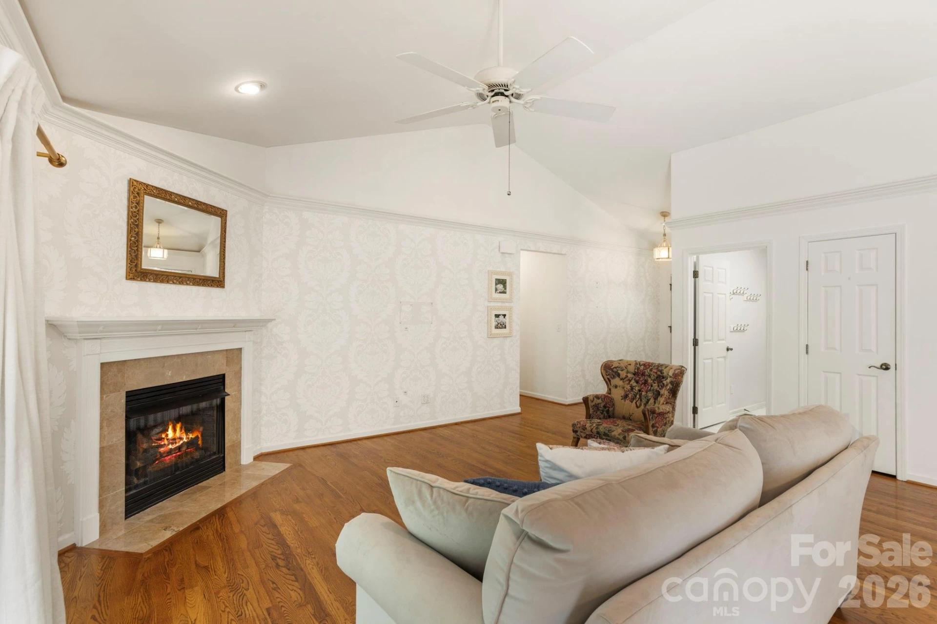 315 Charlestown Drive - Photo 9