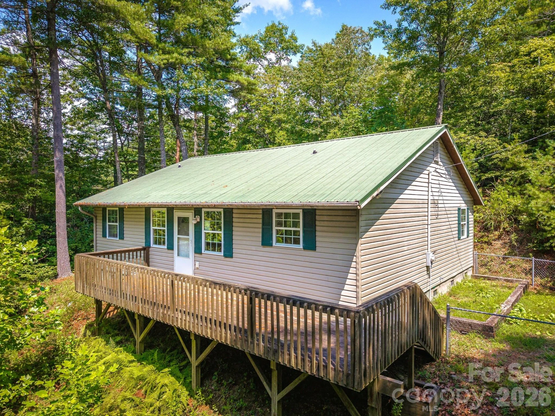 269 Pinewood Knoll Drive