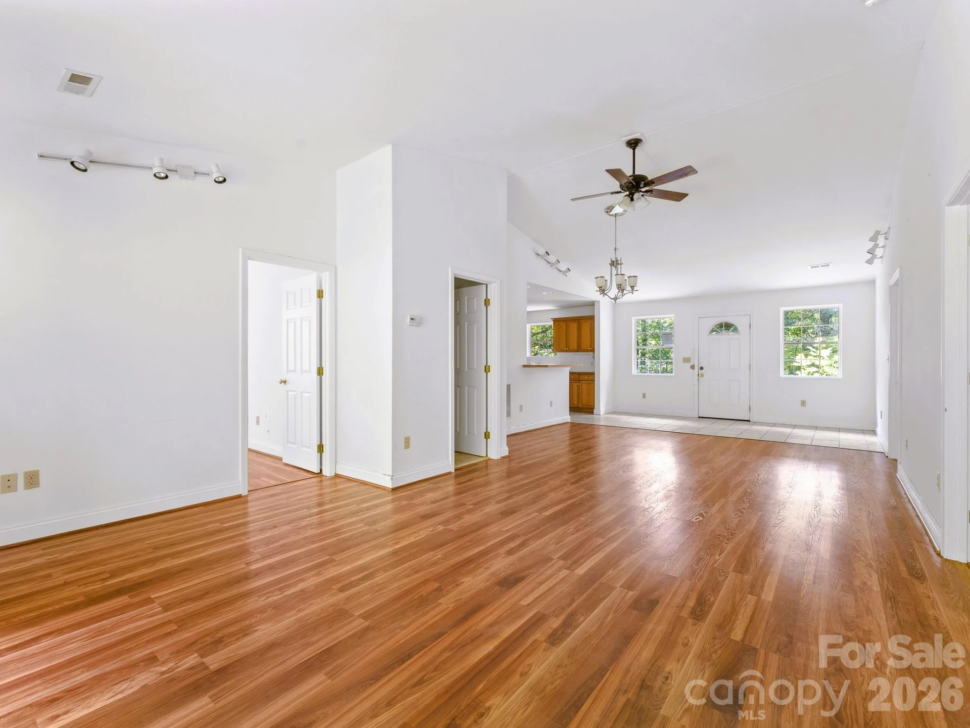 269 Pinewood Knoll Drive - Photo 5