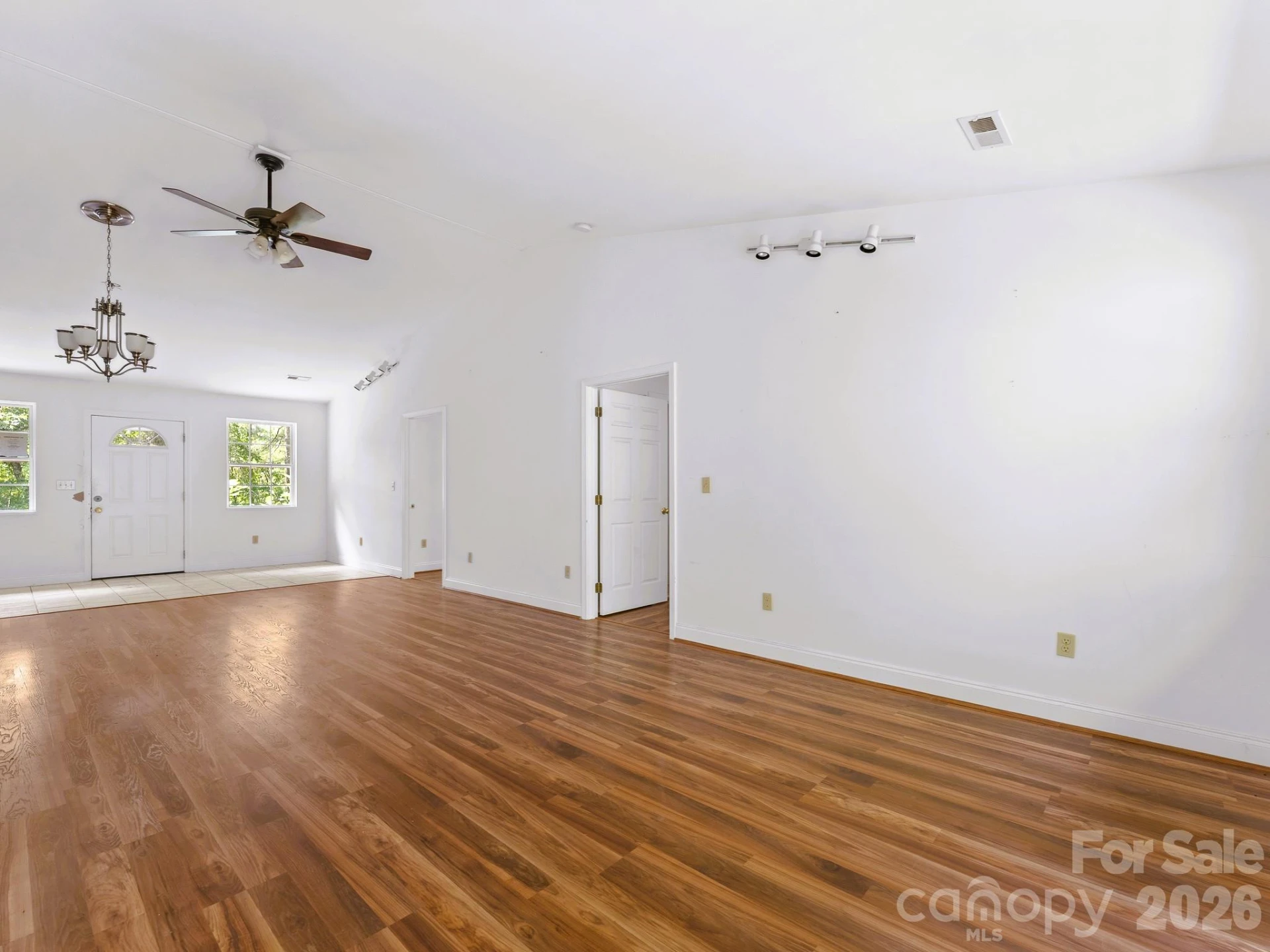 269 Pinewood Knoll Drive - Photo 9