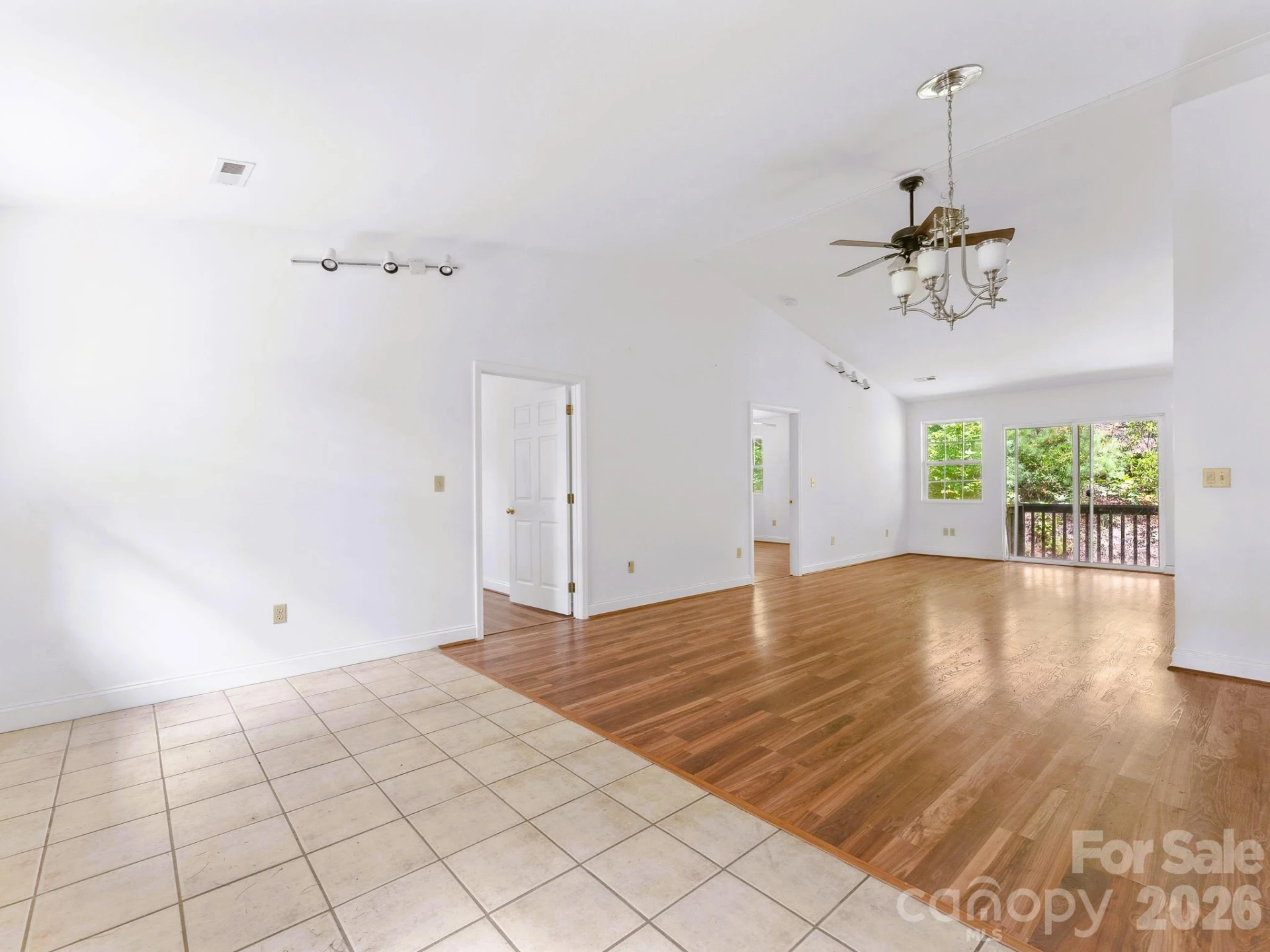269 Pinewood Knoll Drive - Photo 11