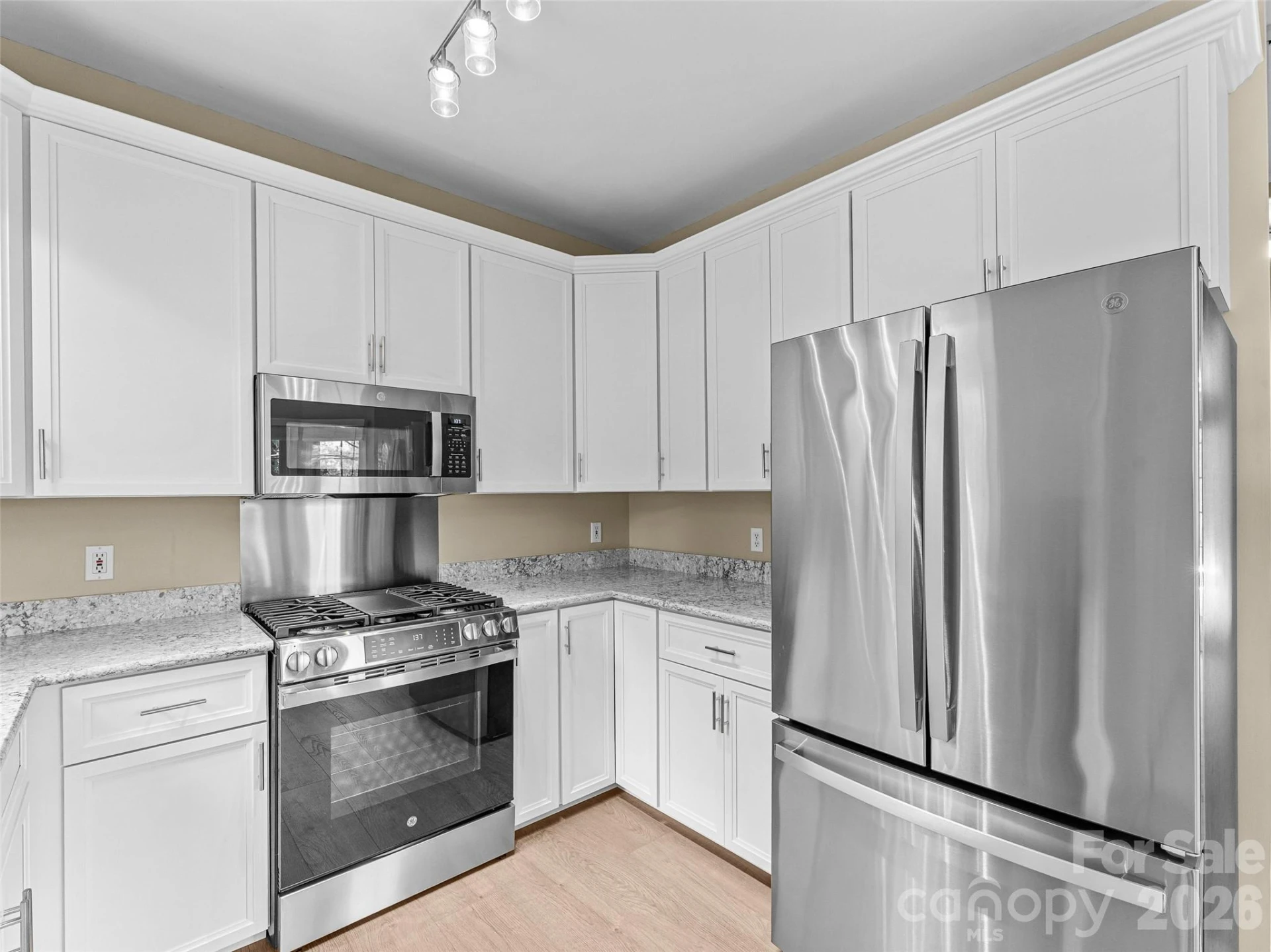 66 Hyde Avenue - Photo 8