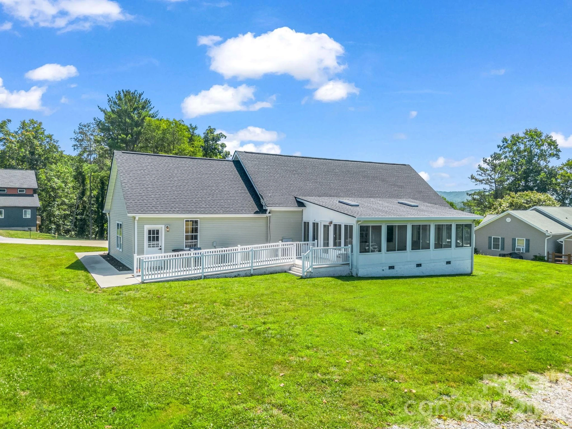 355 Hidden Meadow Drive - Photo 37