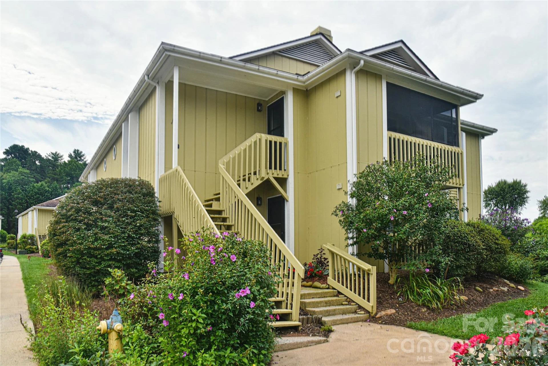 110 Heywood Road #8D - Photo 3
