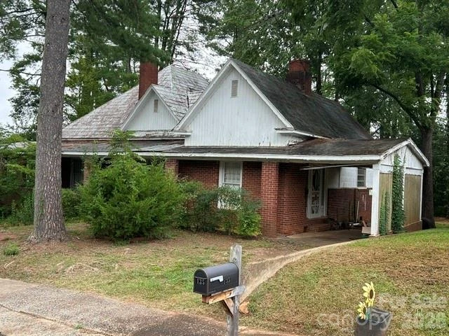 129 Pine Street