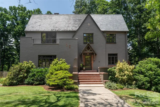 21 Lynwood Road