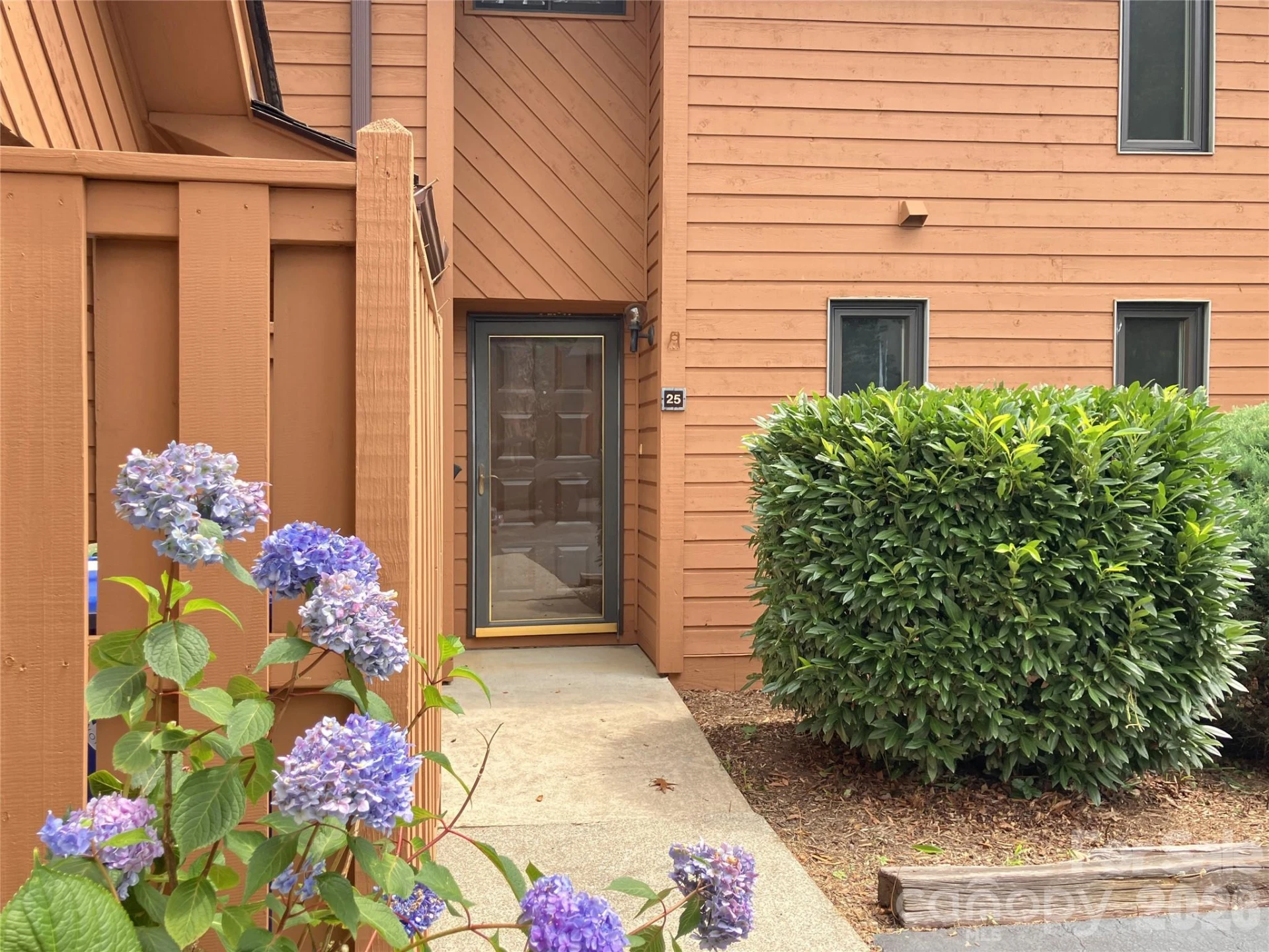 25 Village Drive - Photo 2