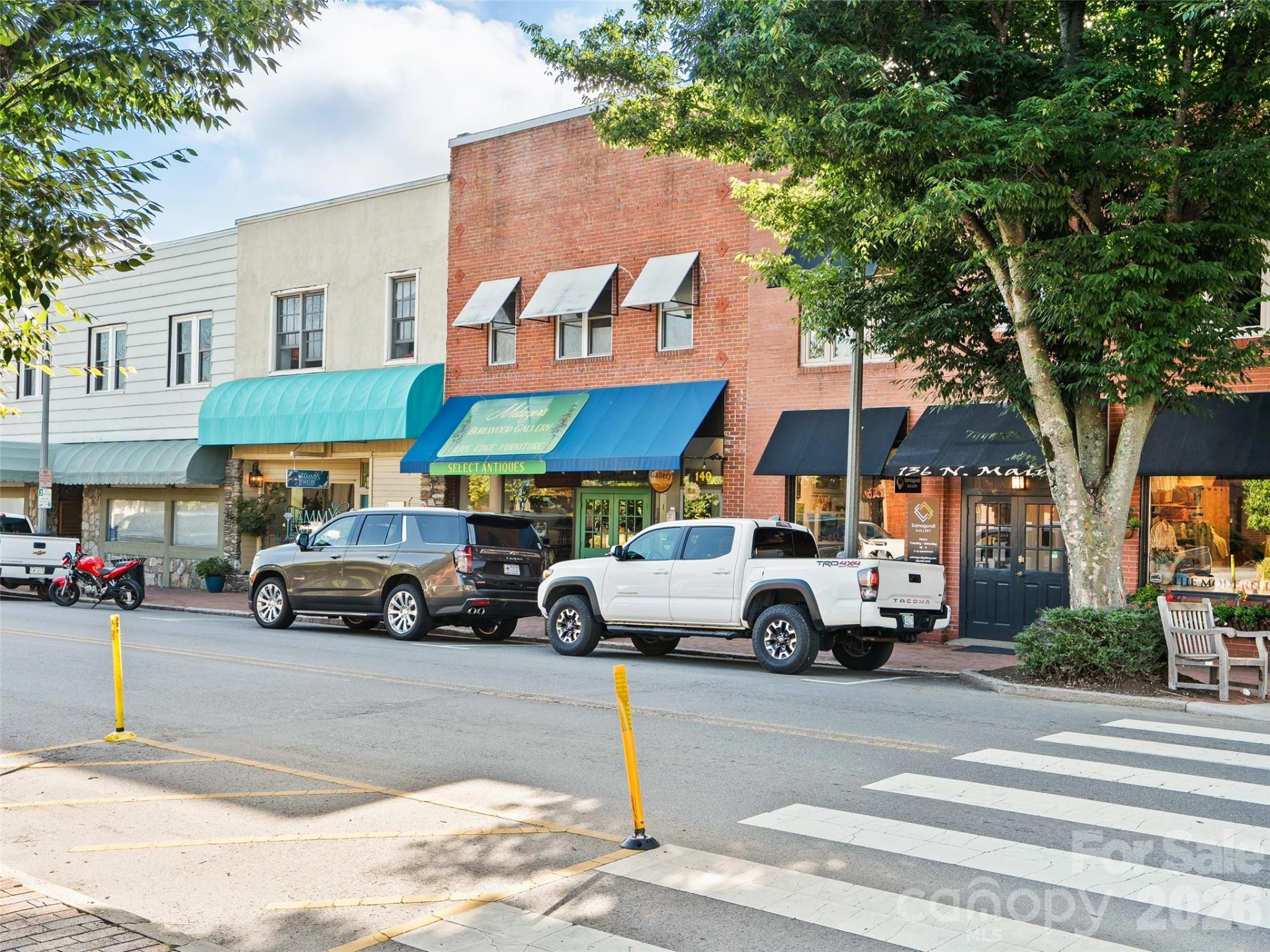 142 N Main Street - Photo 2