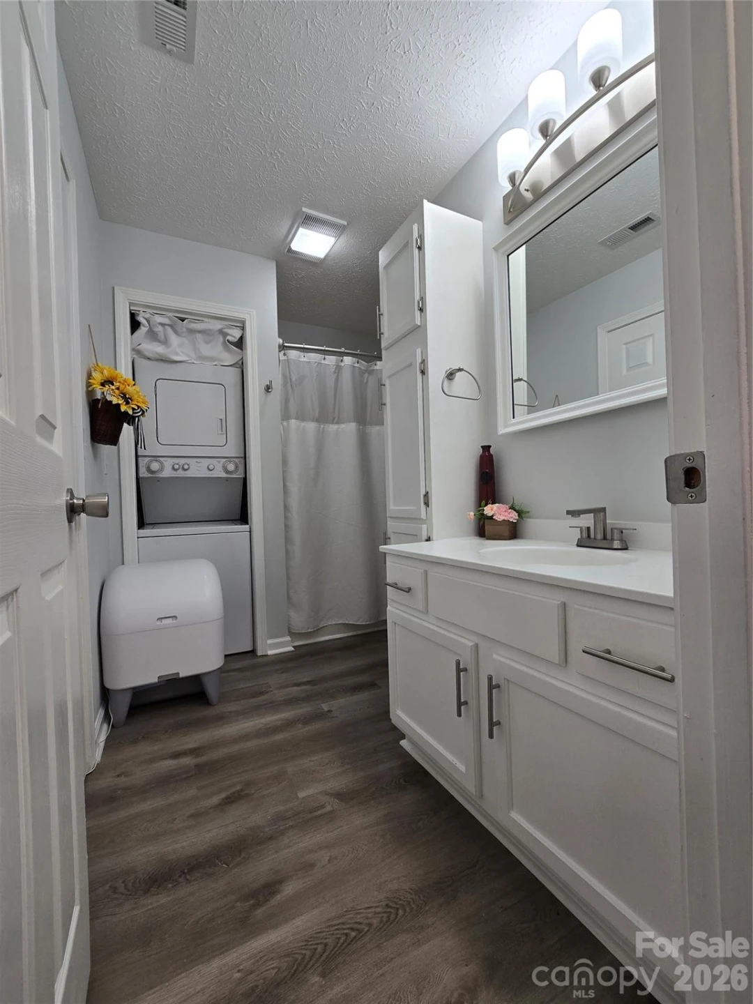 142 N Main Street - Photo 29