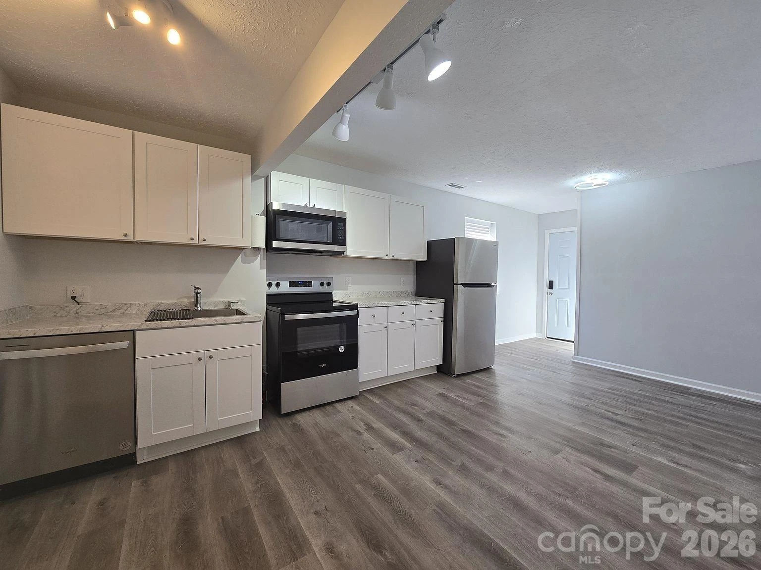 142 N Main Street - Photo 33