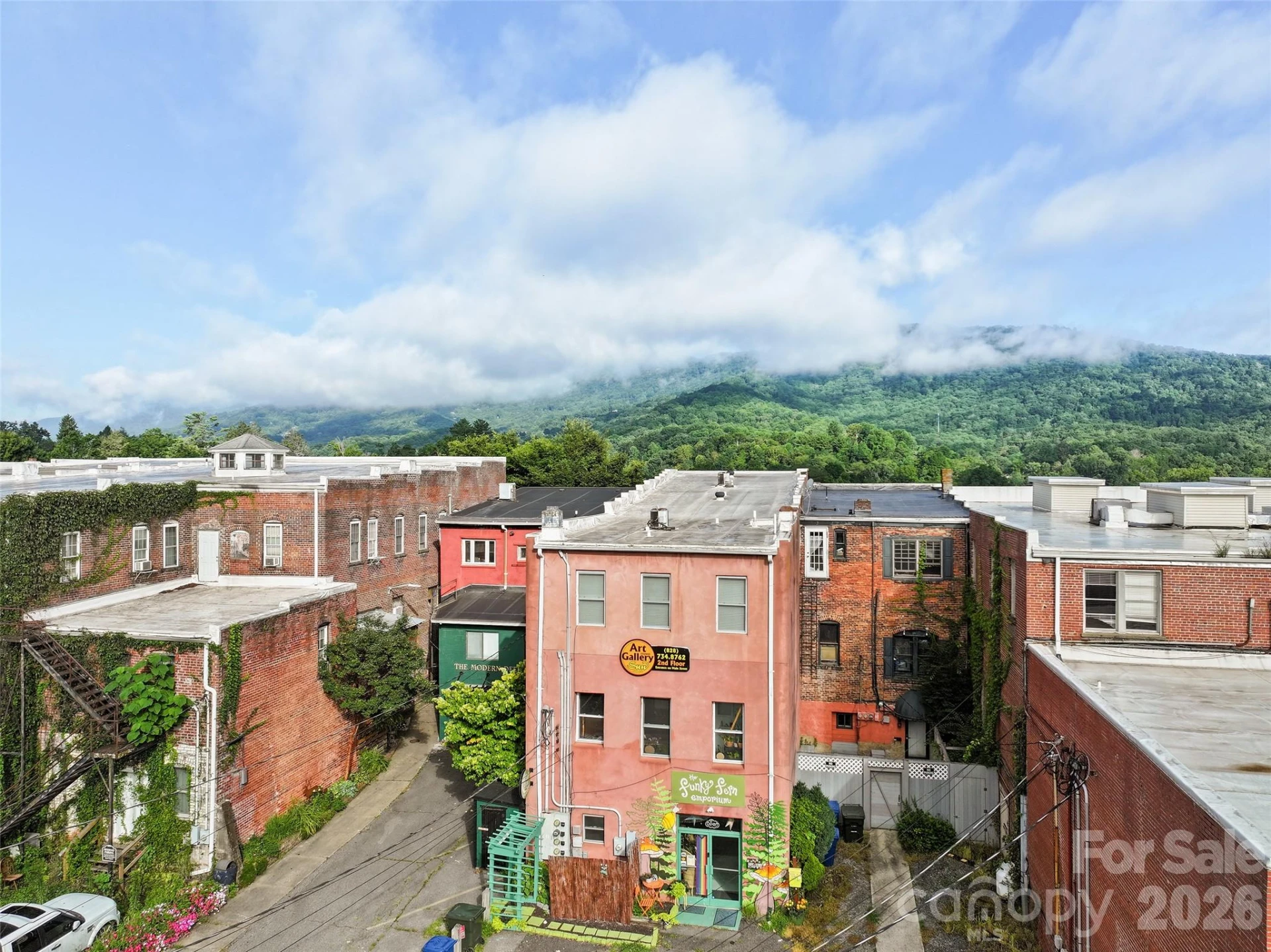 142 N Main Street - Photo 5