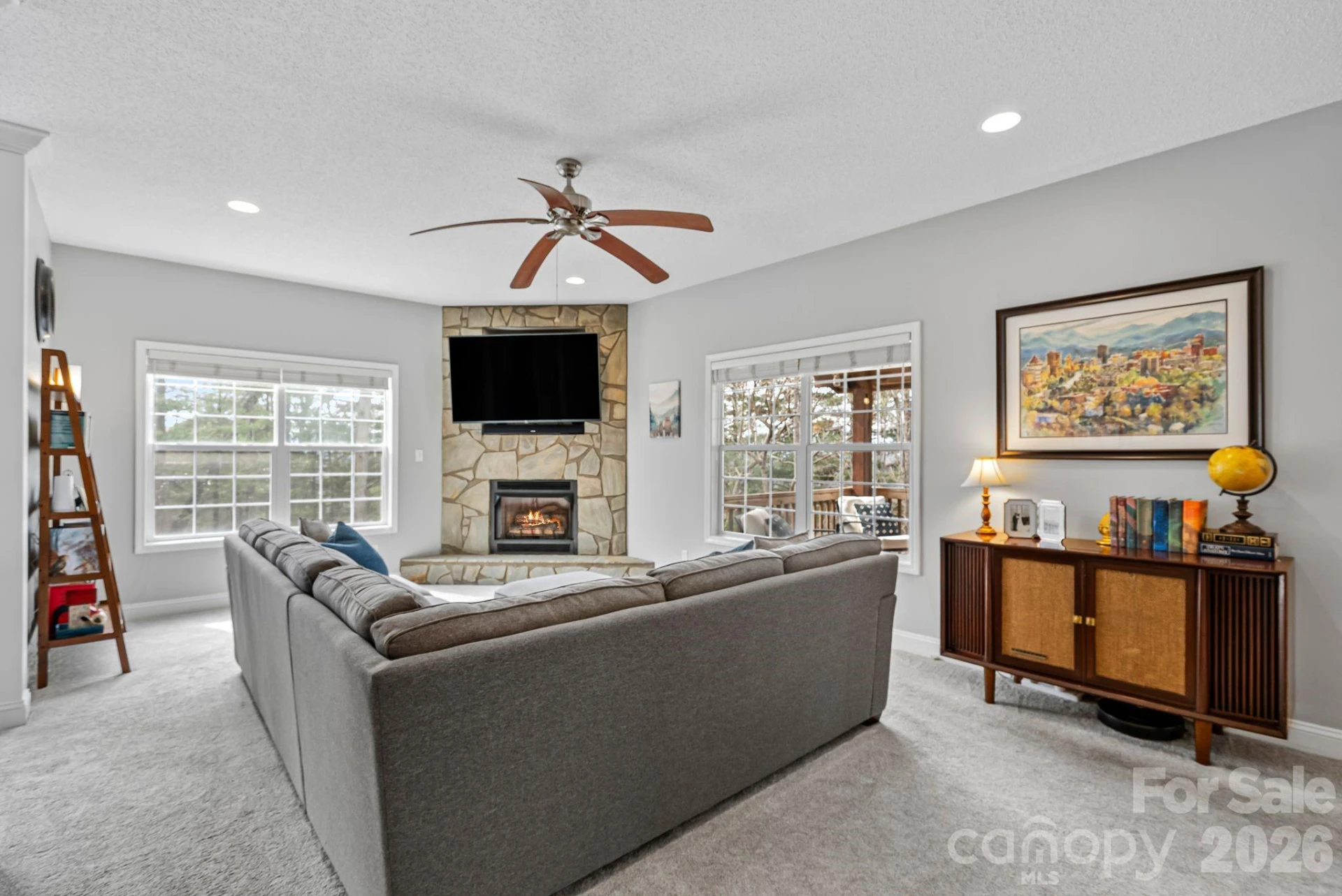 505 Kings Ridge - Photo 3