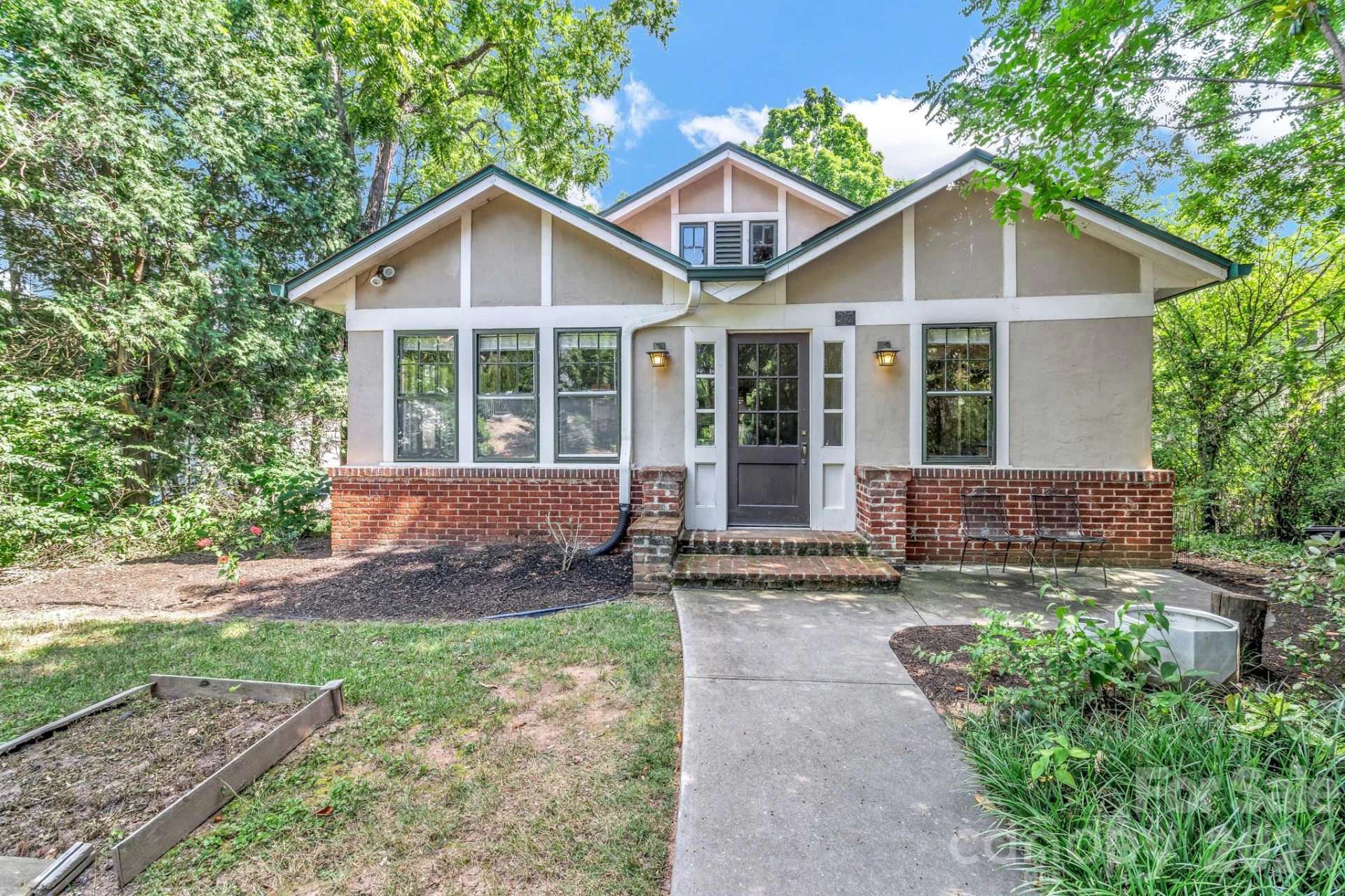 22 Fenner Avenue