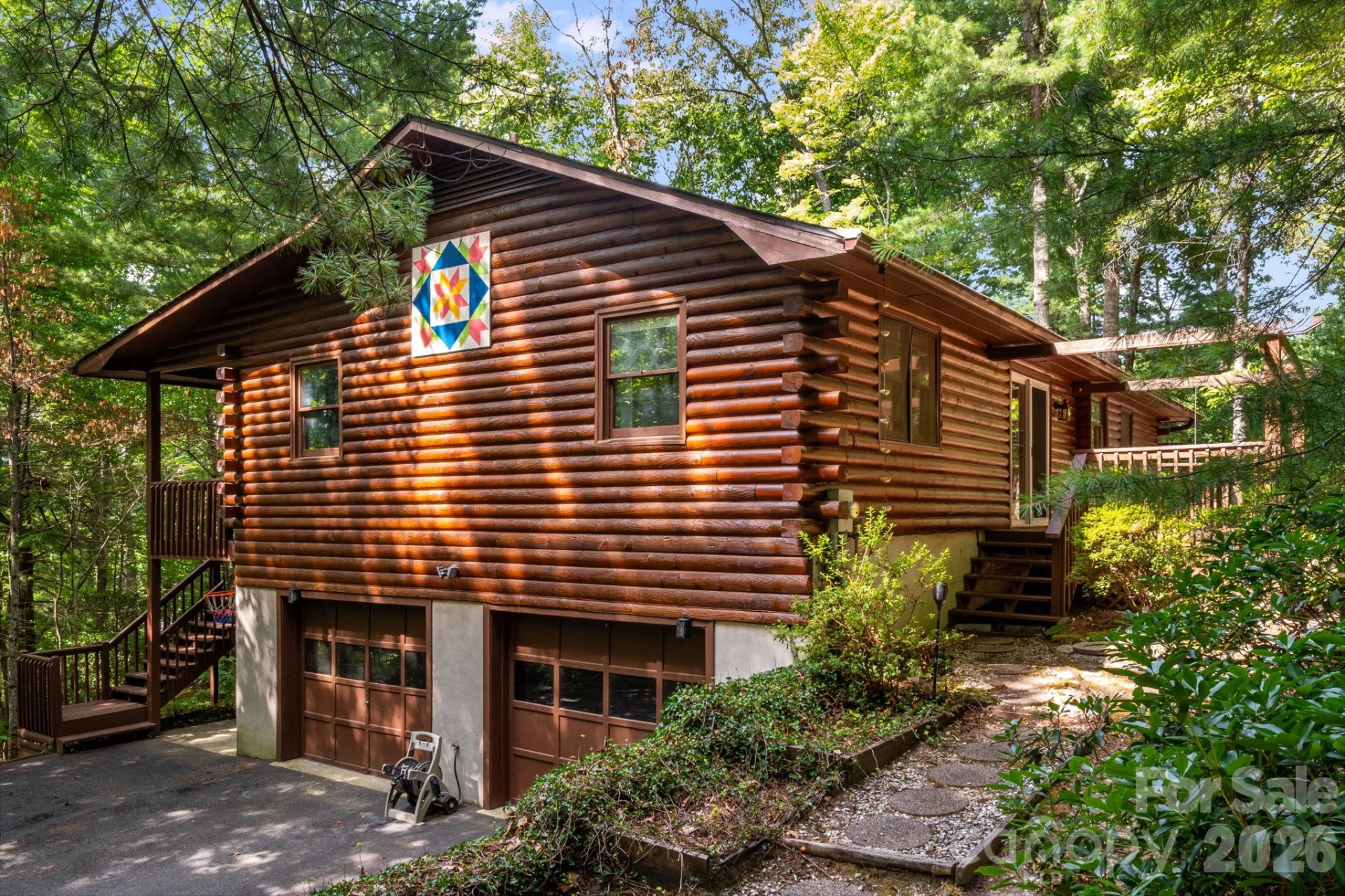 423 Rambling Drive - Photo 4
