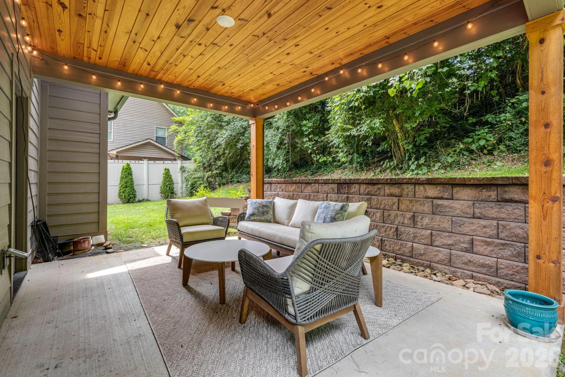 108 Glendale Avenue - Photo 36