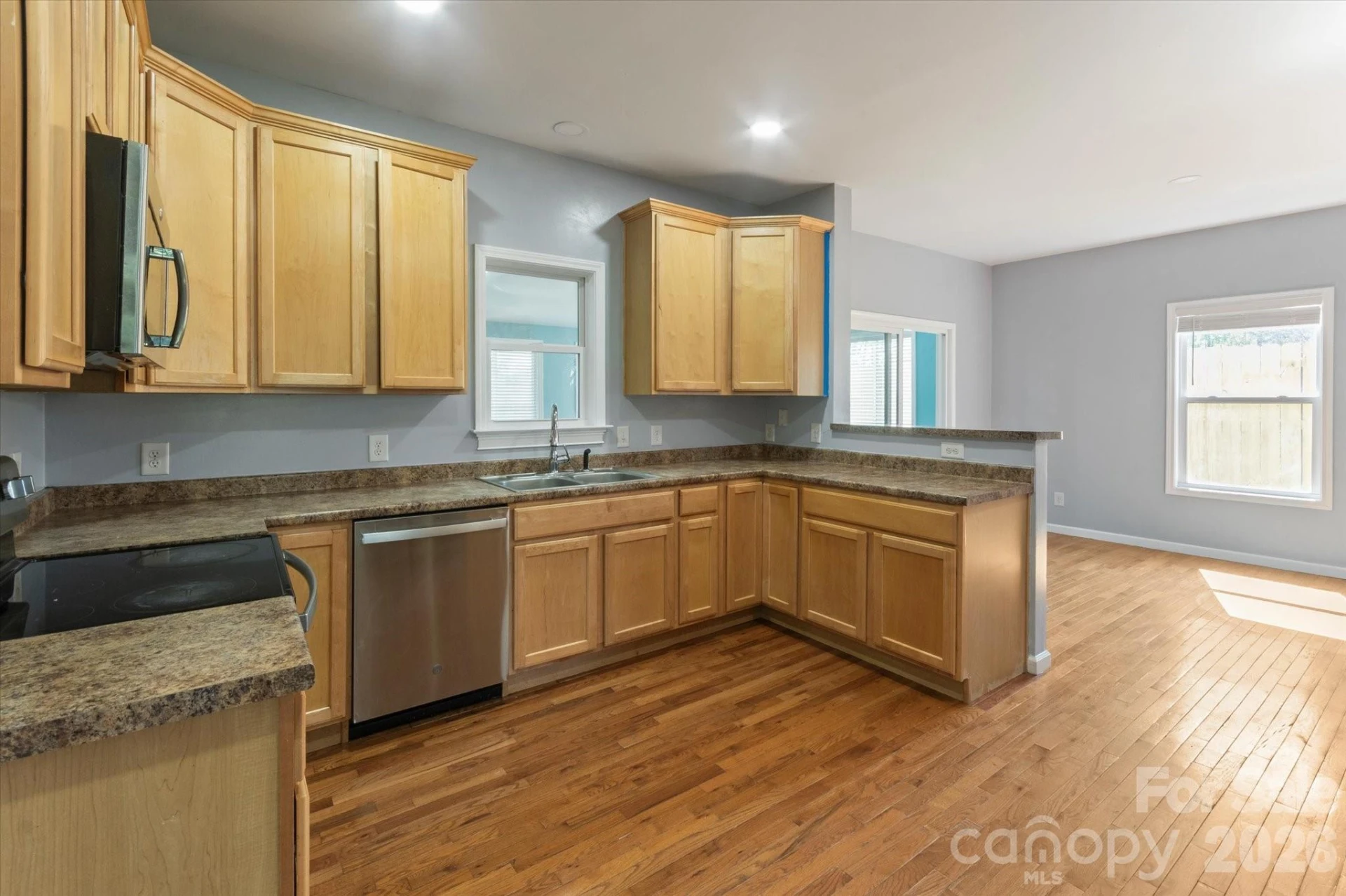 84 Poplar Street - Photo 4