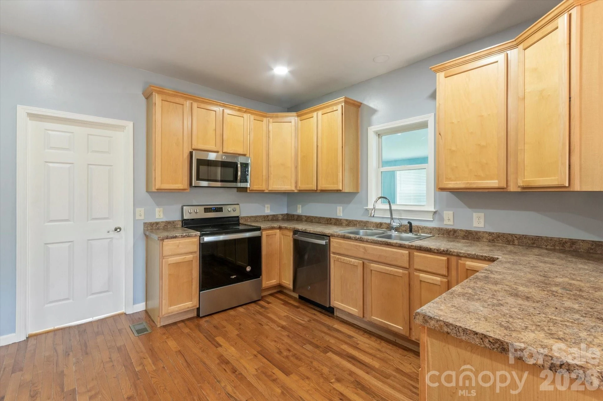 84 Poplar Street - Photo 6