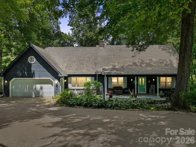 15 Forest Ridge Lane