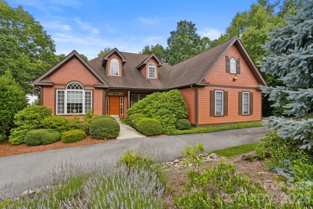 100 Crestgrove Drive, Flat Rock, NC, 28731
