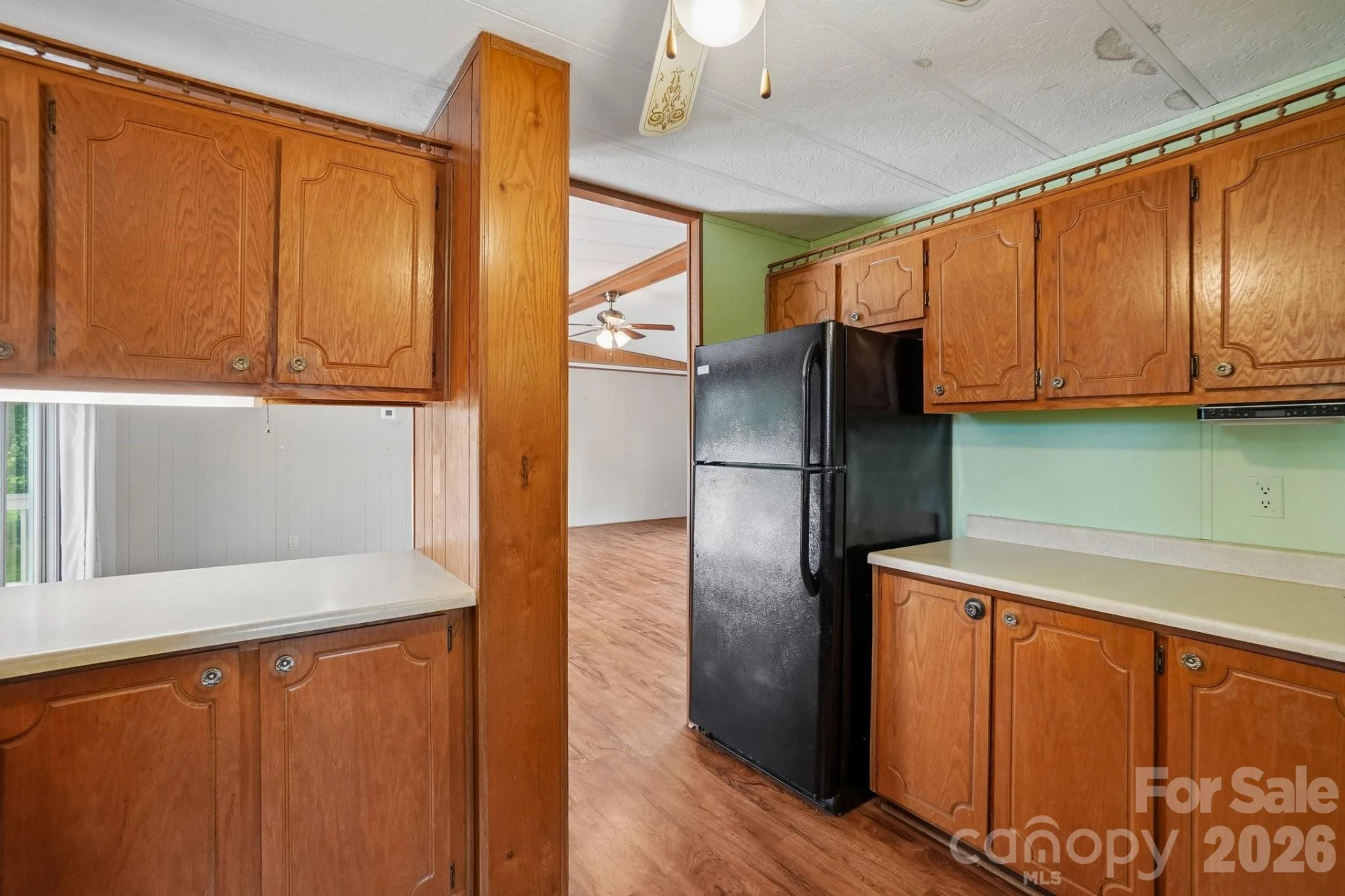 303 Meadowbrook Court - Photo 14