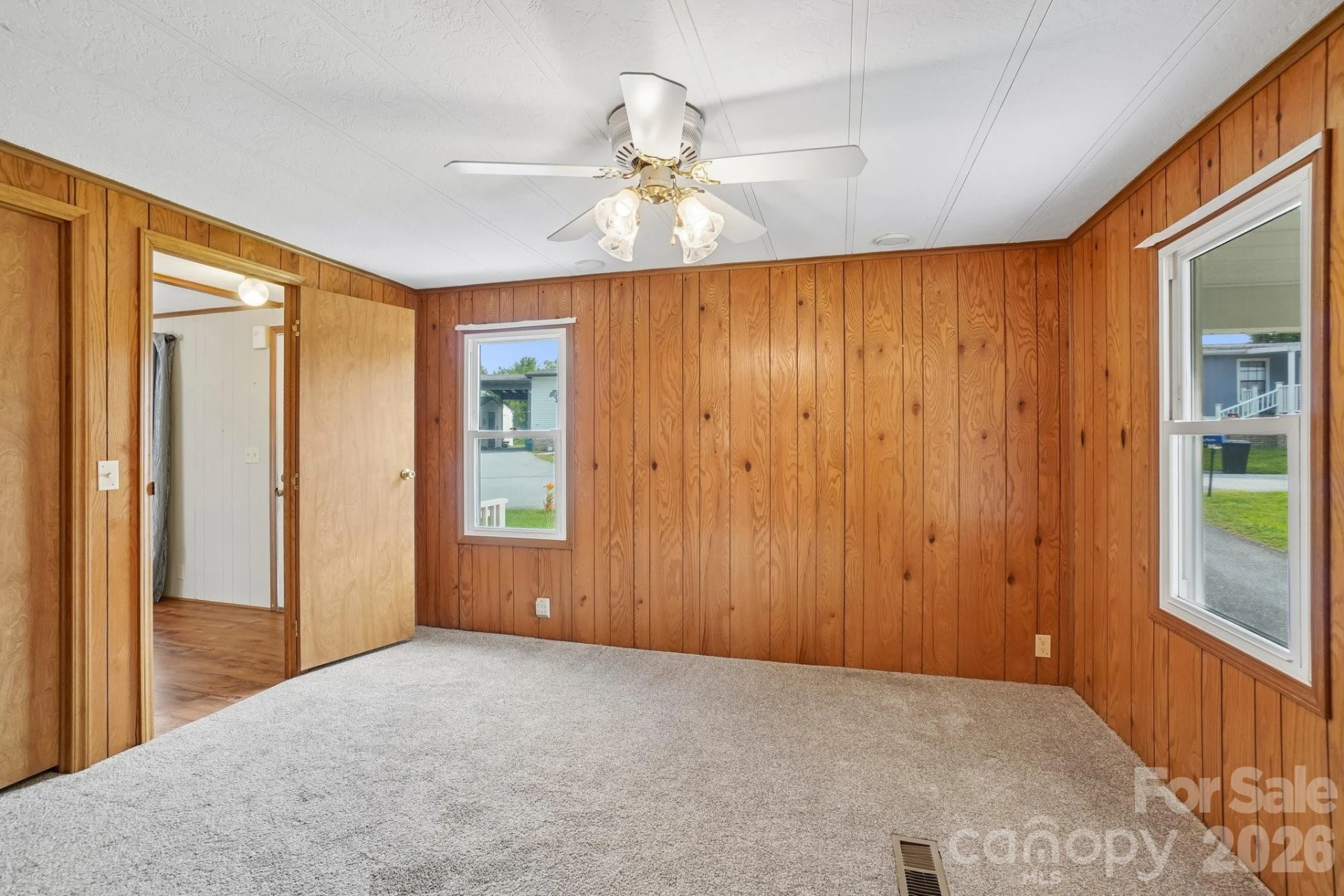 303 Meadowbrook Court - Photo 22